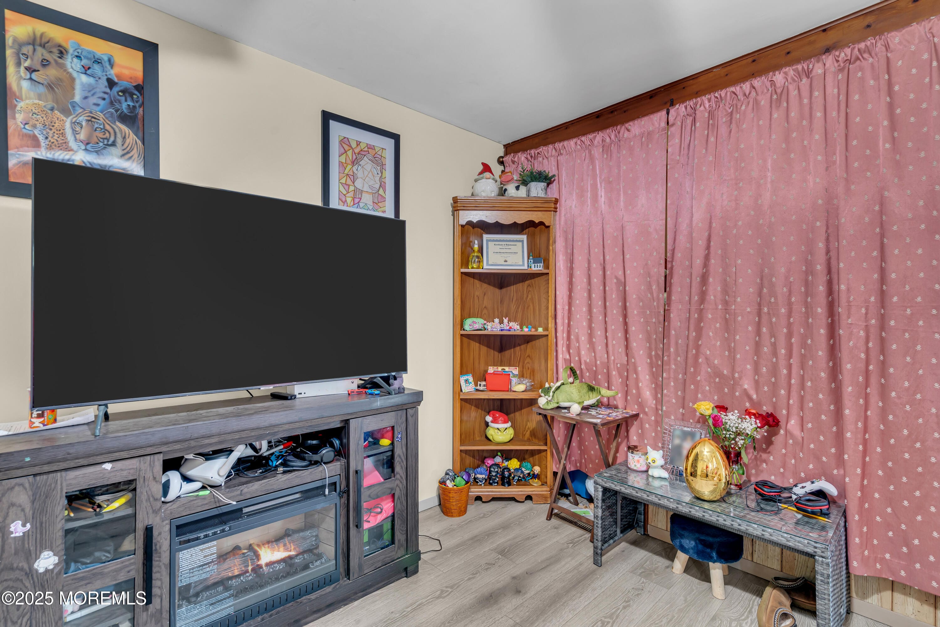 34 Bowne Avenue Image 4