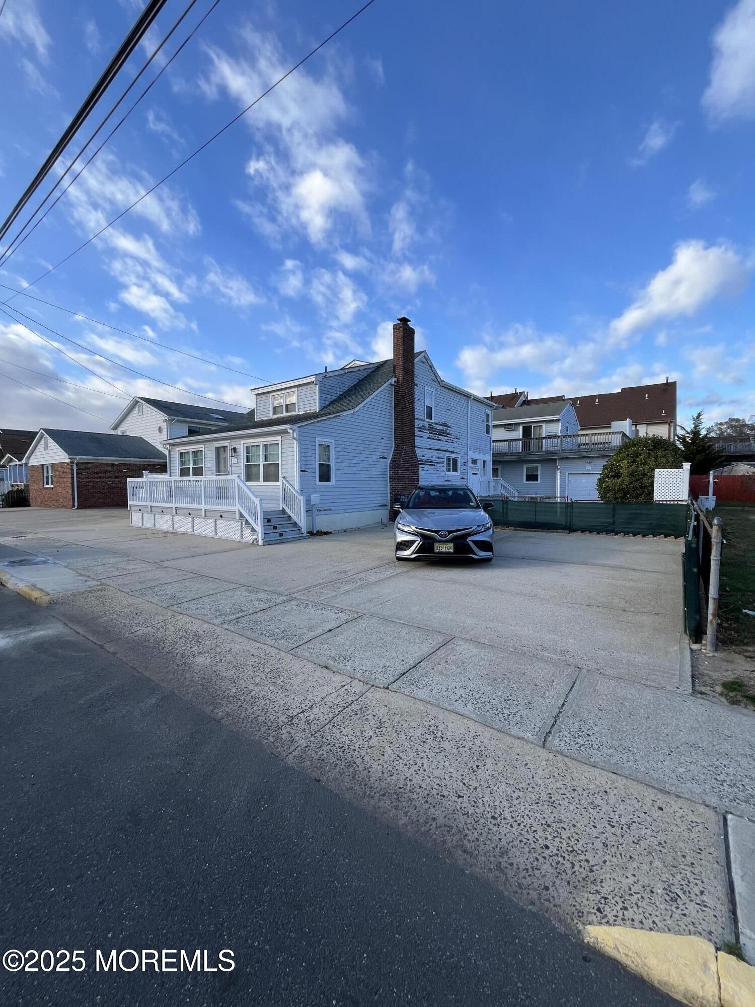 234 Hancock Avenue Image 3