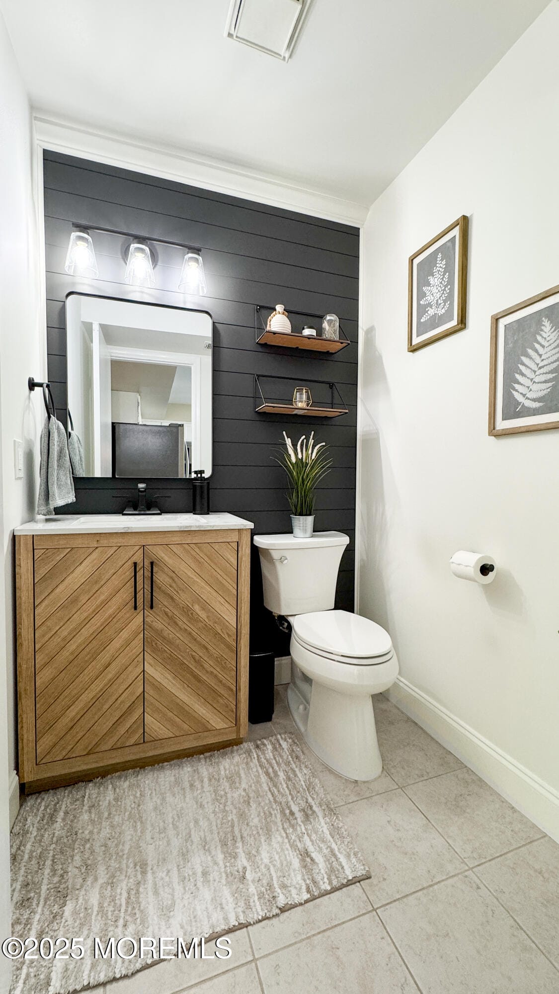 421 Sandra Place Image 5