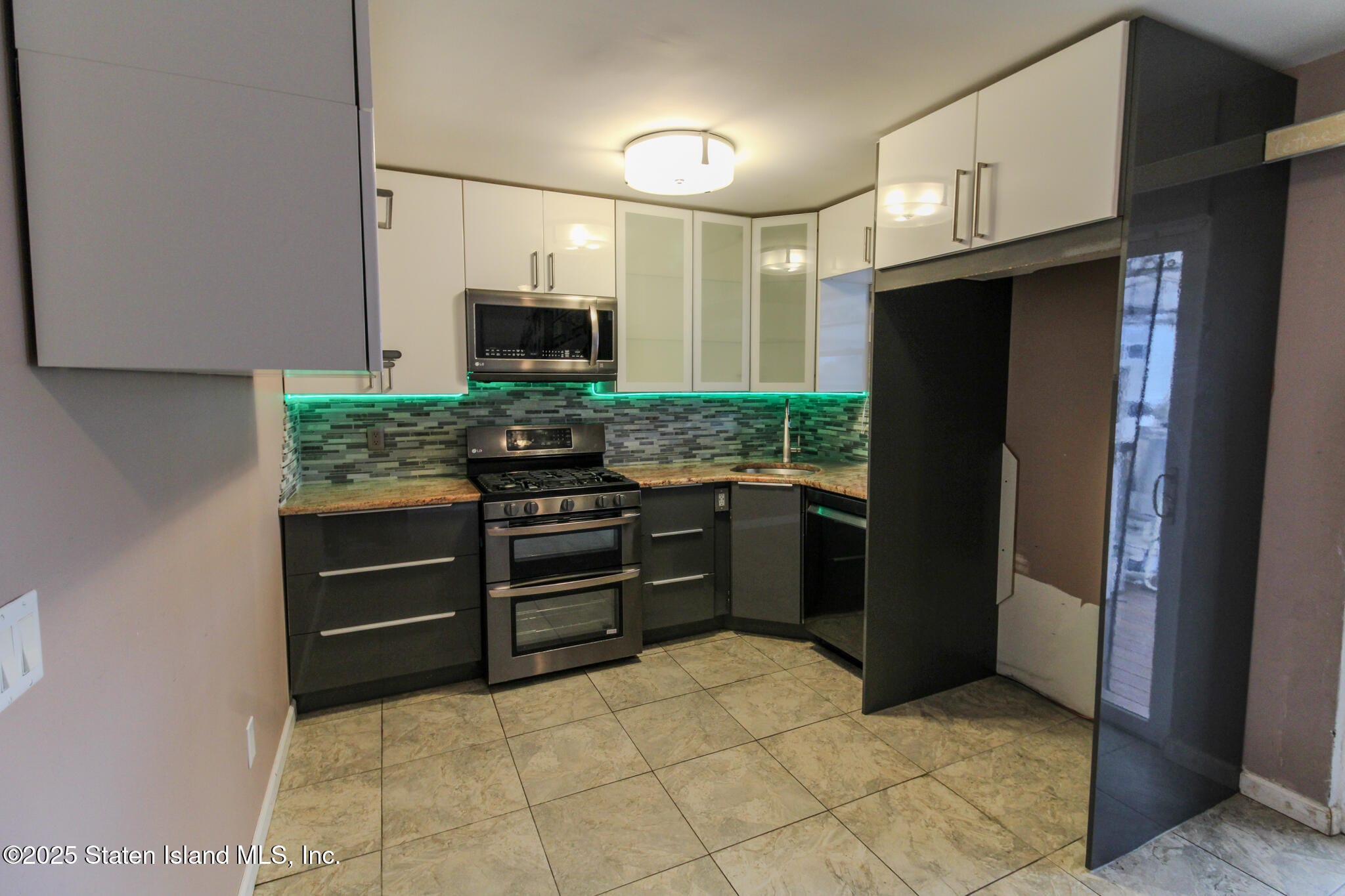 30 Diaz Place, Staten Island, NY, 10306 image 11