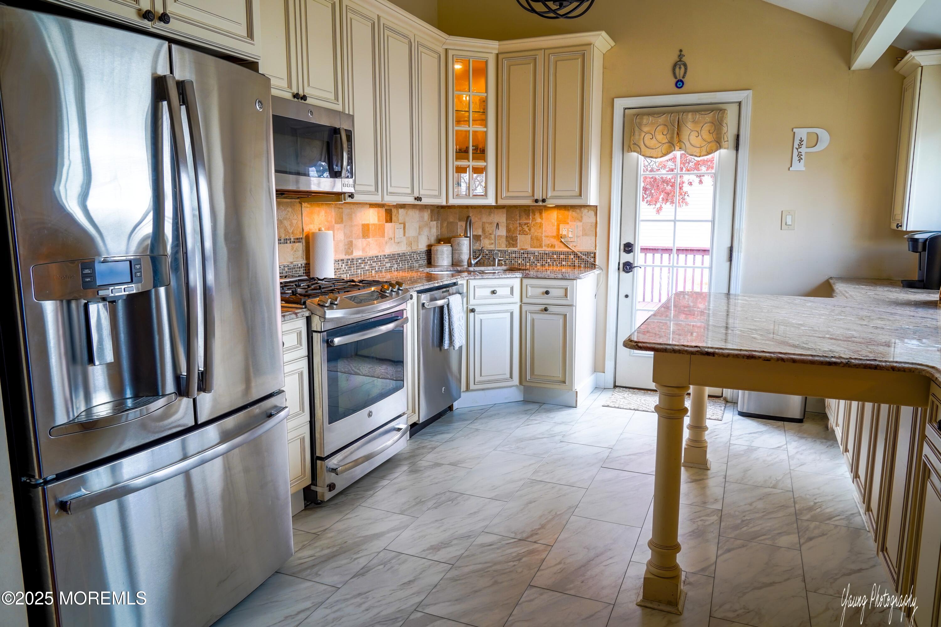 27 Gibson Drive, Hazlet, NJ, 07730 image 15