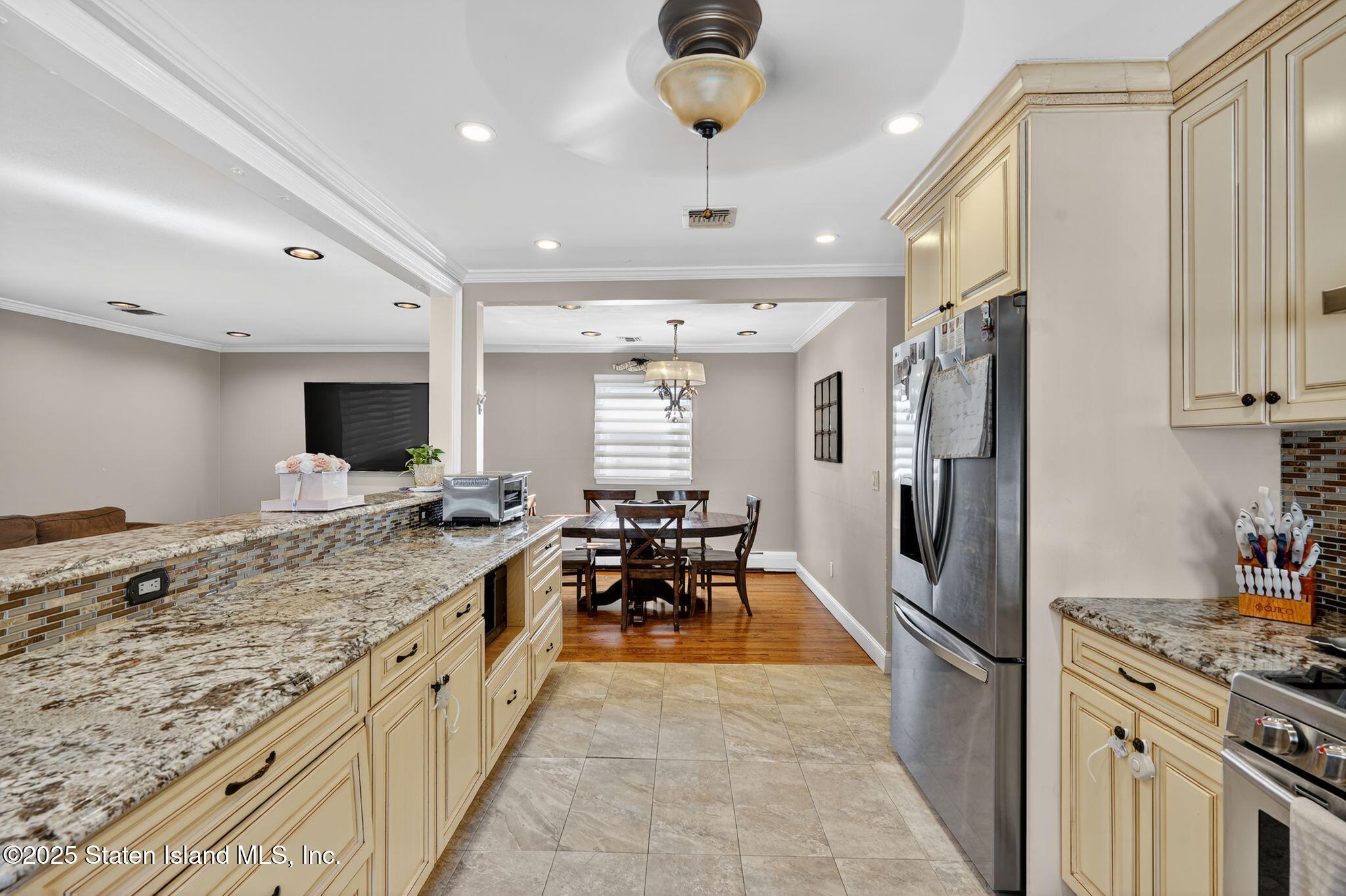 230 Barclay Avenue, Staten Island, NY, 10312 image 12