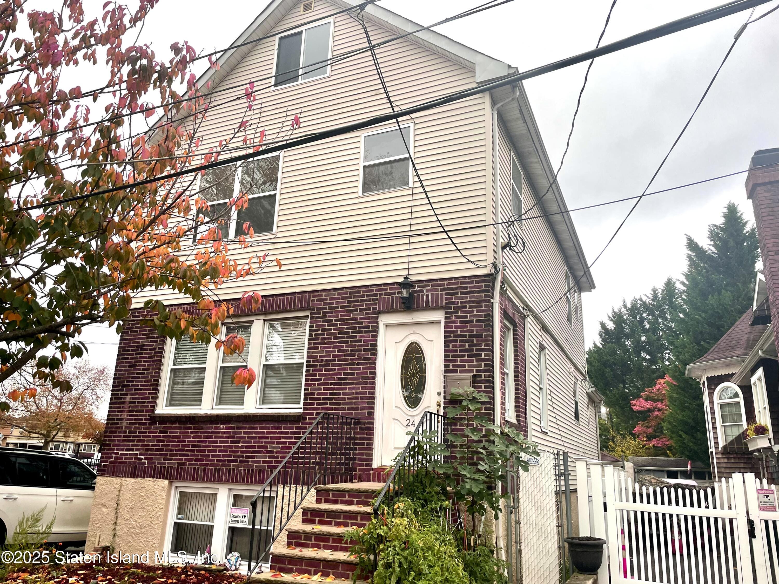 24 Roosevelt Street, Staten Island, NY, 10304