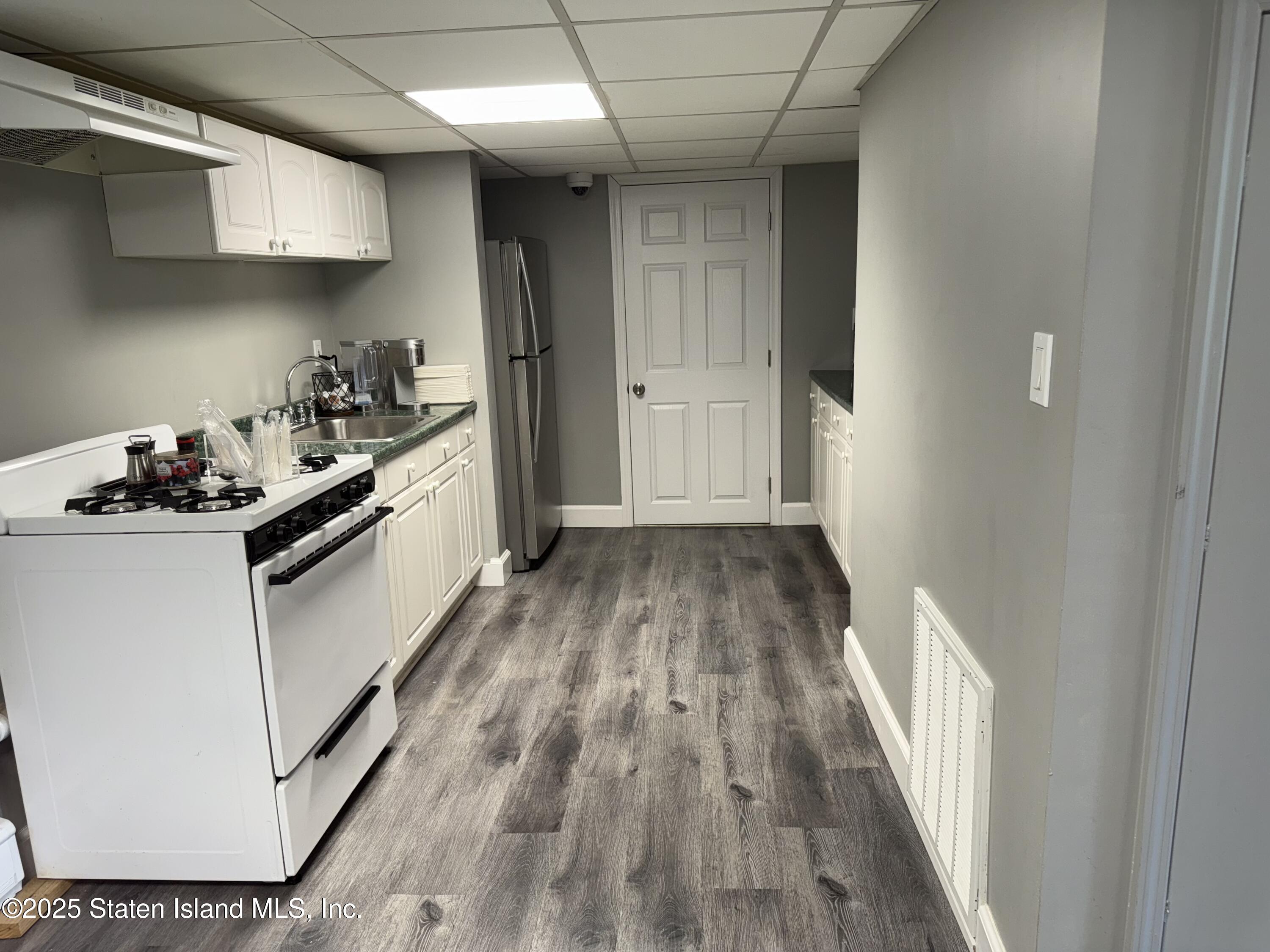 24 Roosevelt Street, Staten Island, NY, 10304 image 16