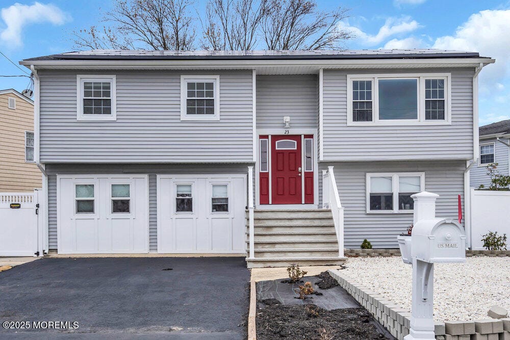 23 Island Drive Image 2