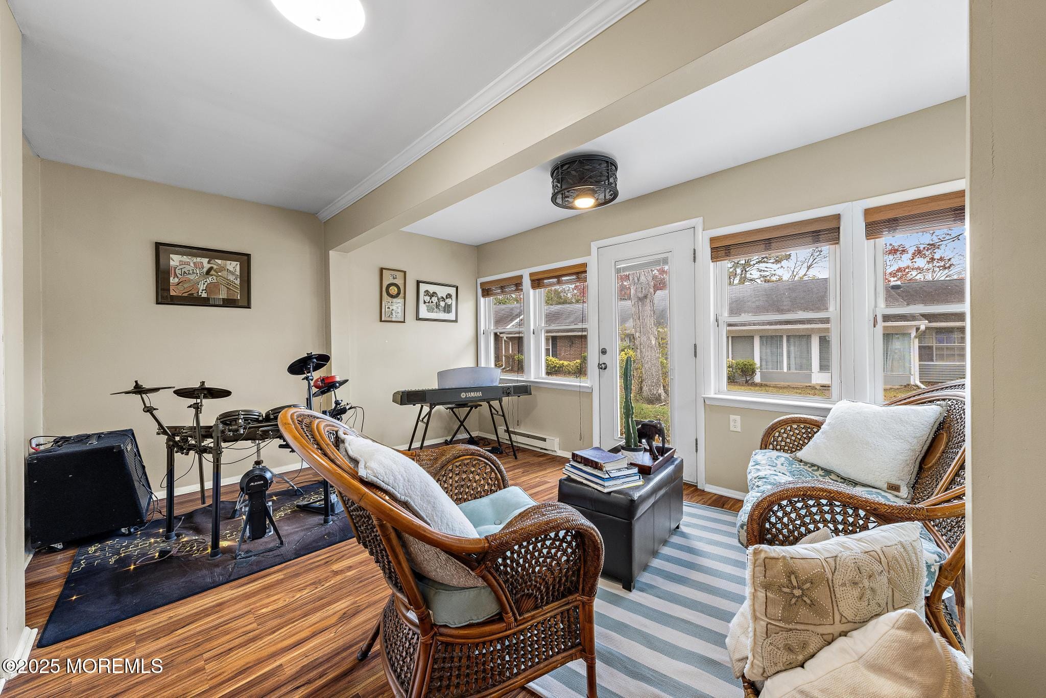 486A Thornbury Court Image 3