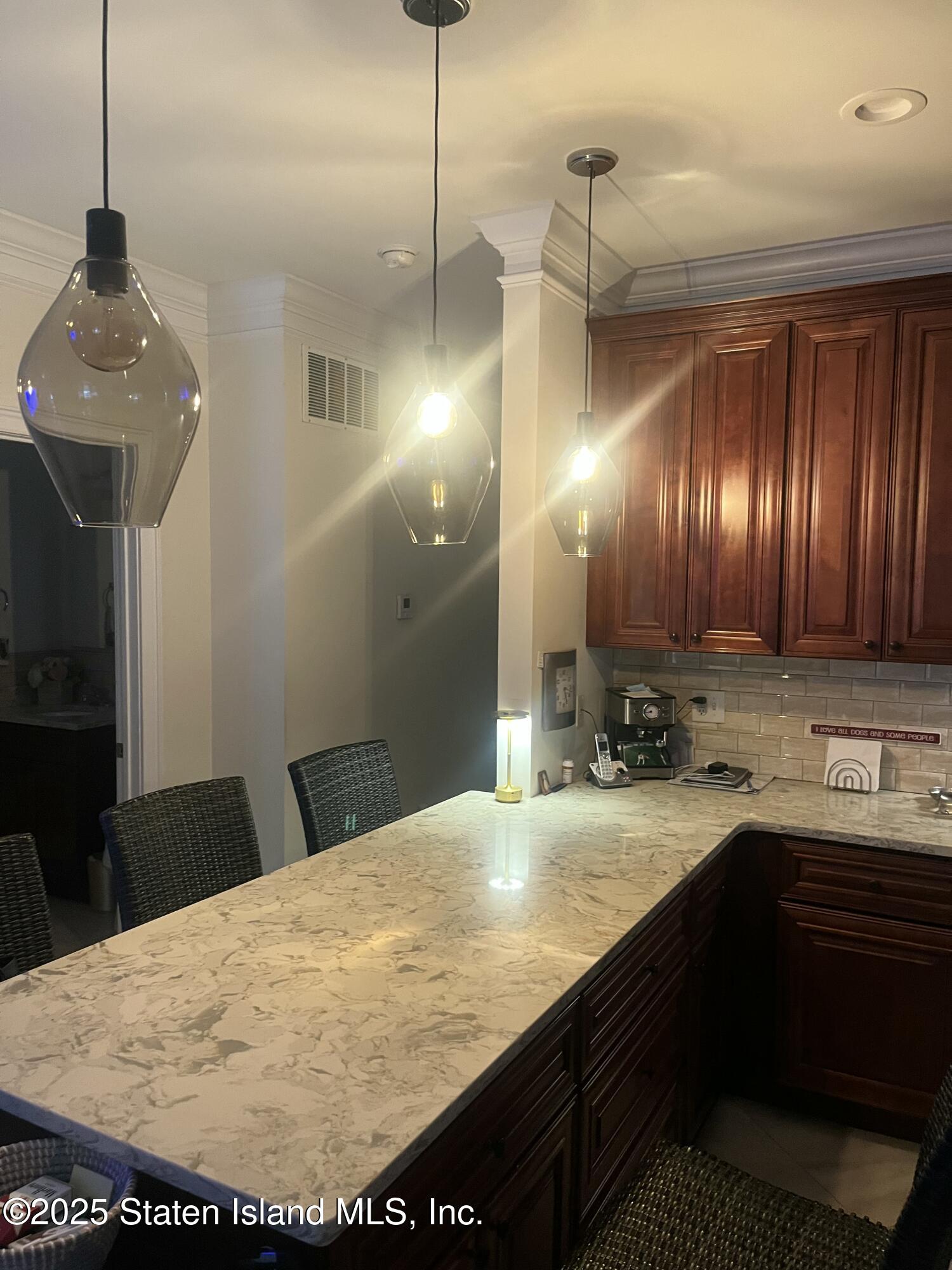 15 Wiltshire Lane Lane Image 3