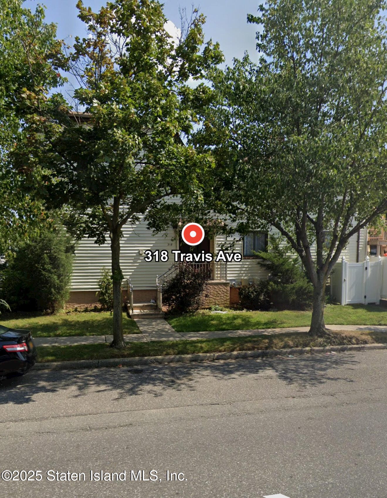 318 Travis Avenue Image 2