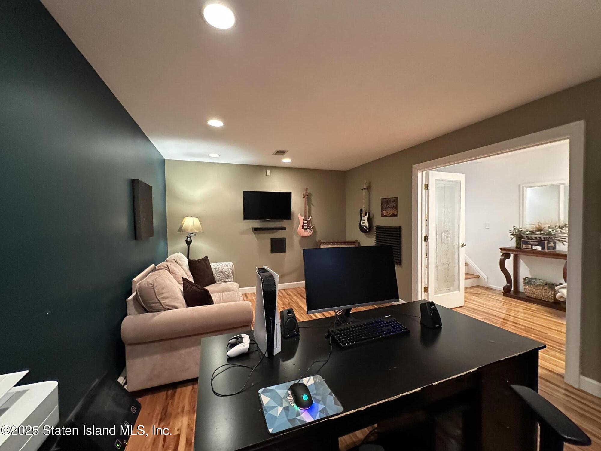 659 Rockaway Street Image 4