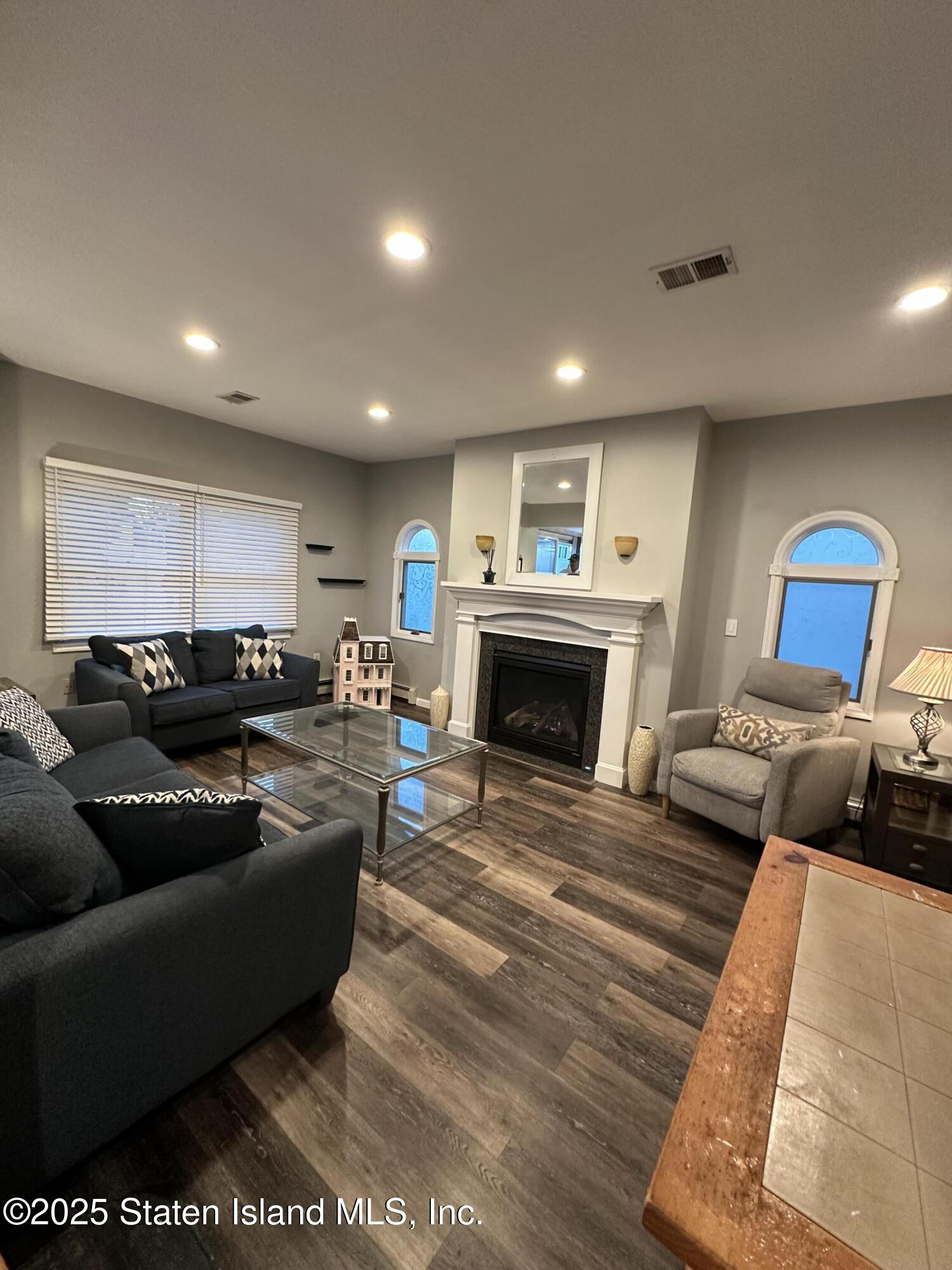 659 Rockaway Street, Staten Island, NY, 10307 image 6