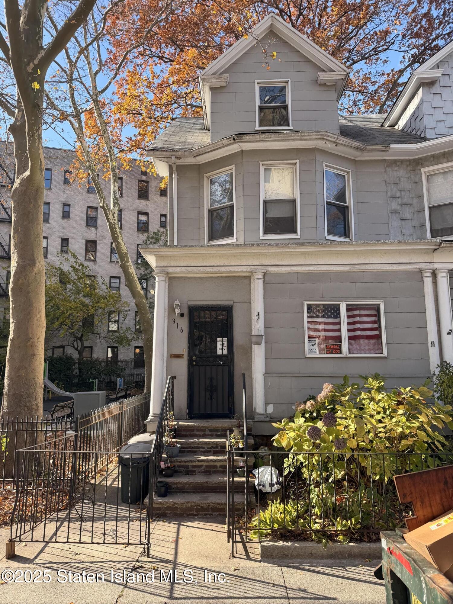 316 Sherman Street Image 5