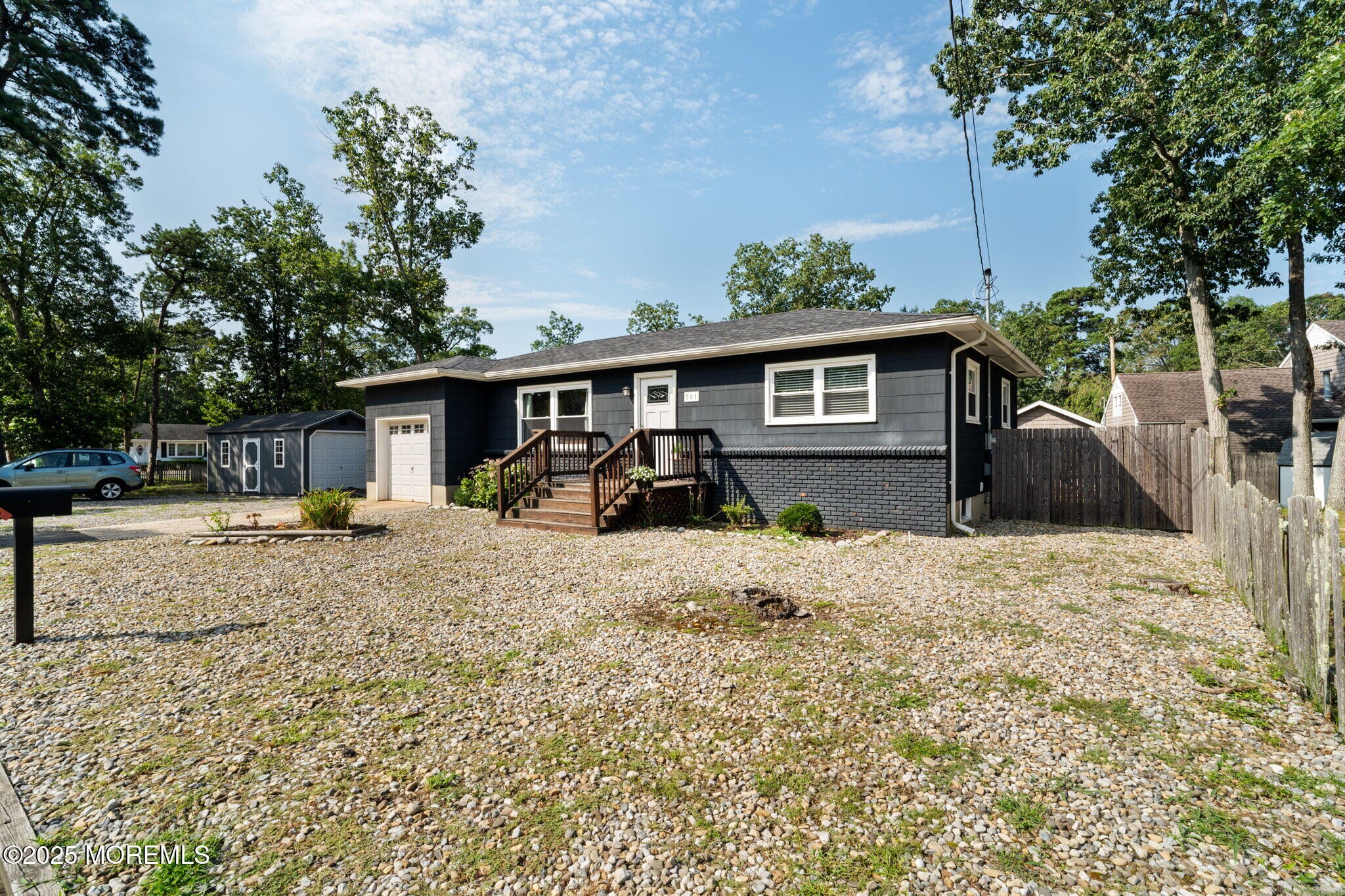 501 Windsor Street Image 3