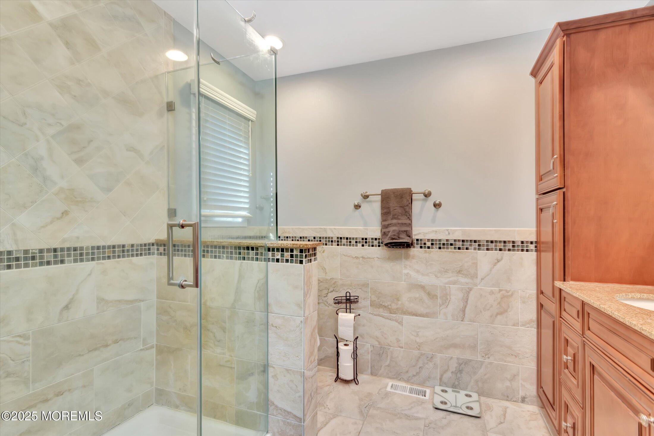 2 Lyndon Lane, Howell, NJ, 07731 image 24