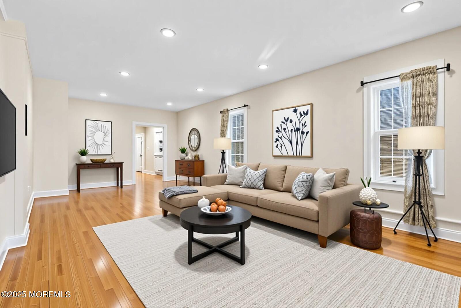 128 Monmouth Street Image 3