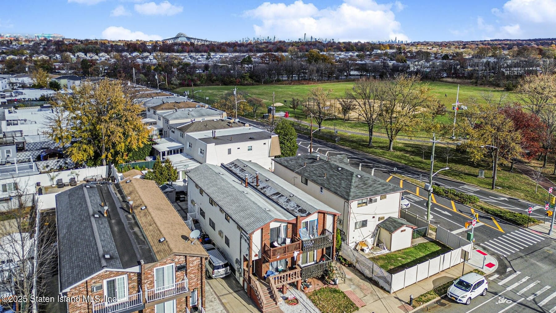 191 Lamberts Lane Image 2