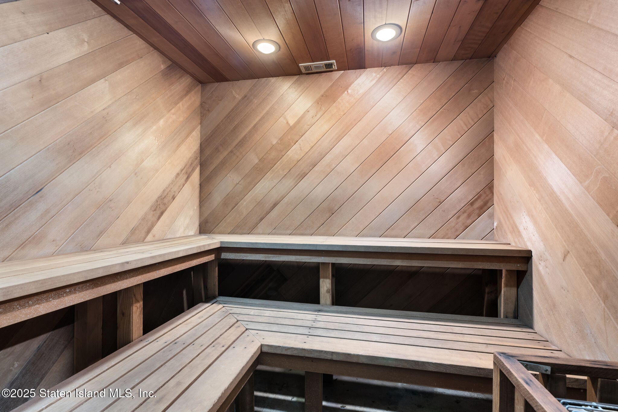 31 Hylan Boulevard 6d, Staten Island, NY, 10305 image 36