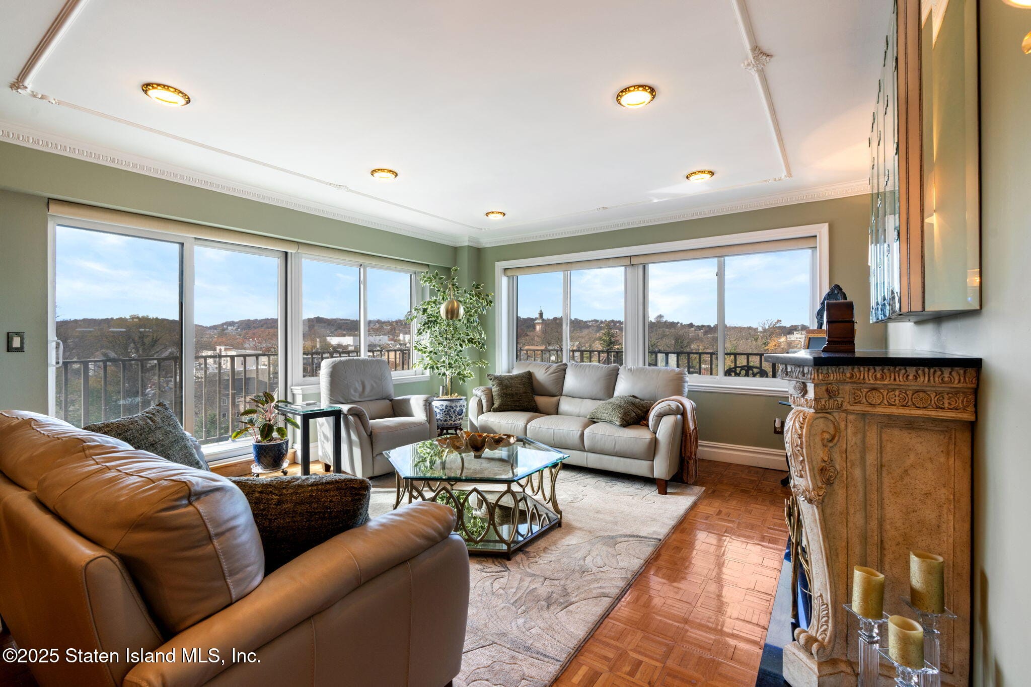 31 Hylan Boulevard 6d Image 2