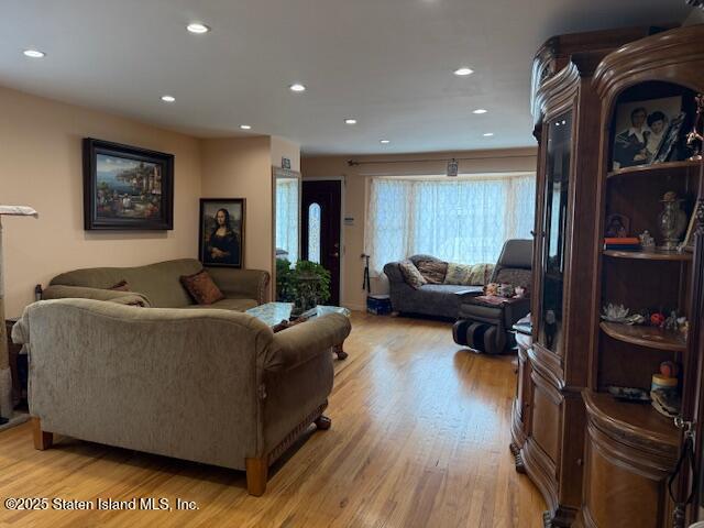 27 Conger Street Image 3