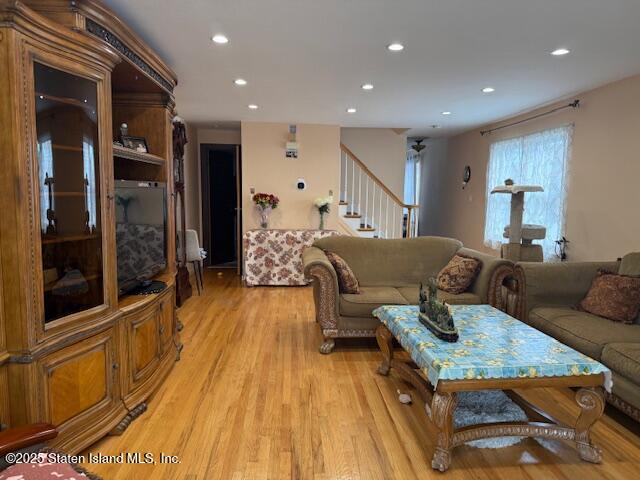 27 Conger Street Image 4
