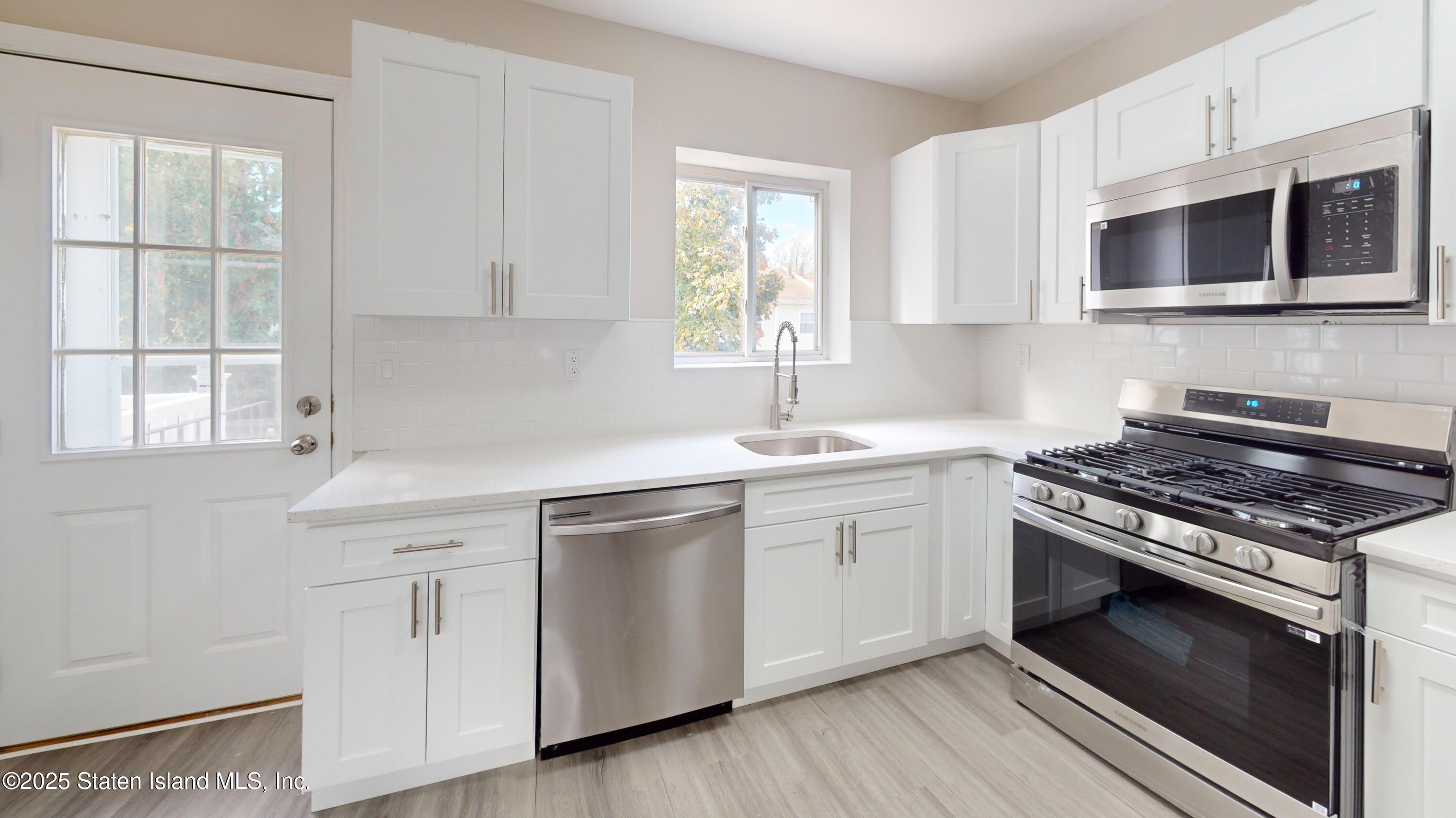 109 Lyceum Court, Staten Island, NY, 10310 image 13