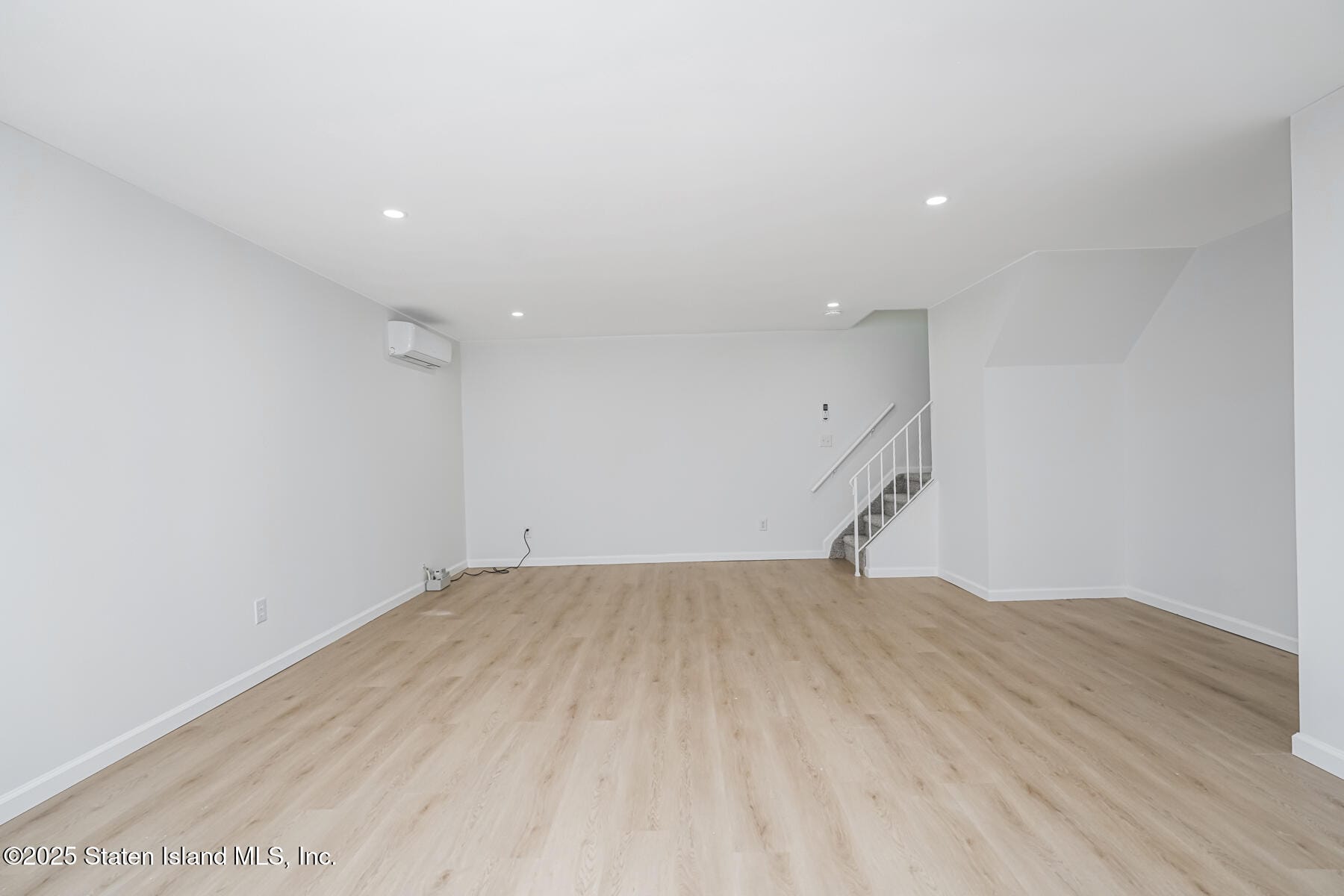 233 Mosel Avenue, Staten Island, NY, 10304 image 25