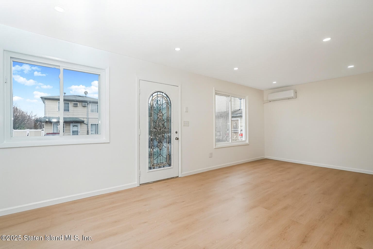 233 Mosel Avenue Image 3