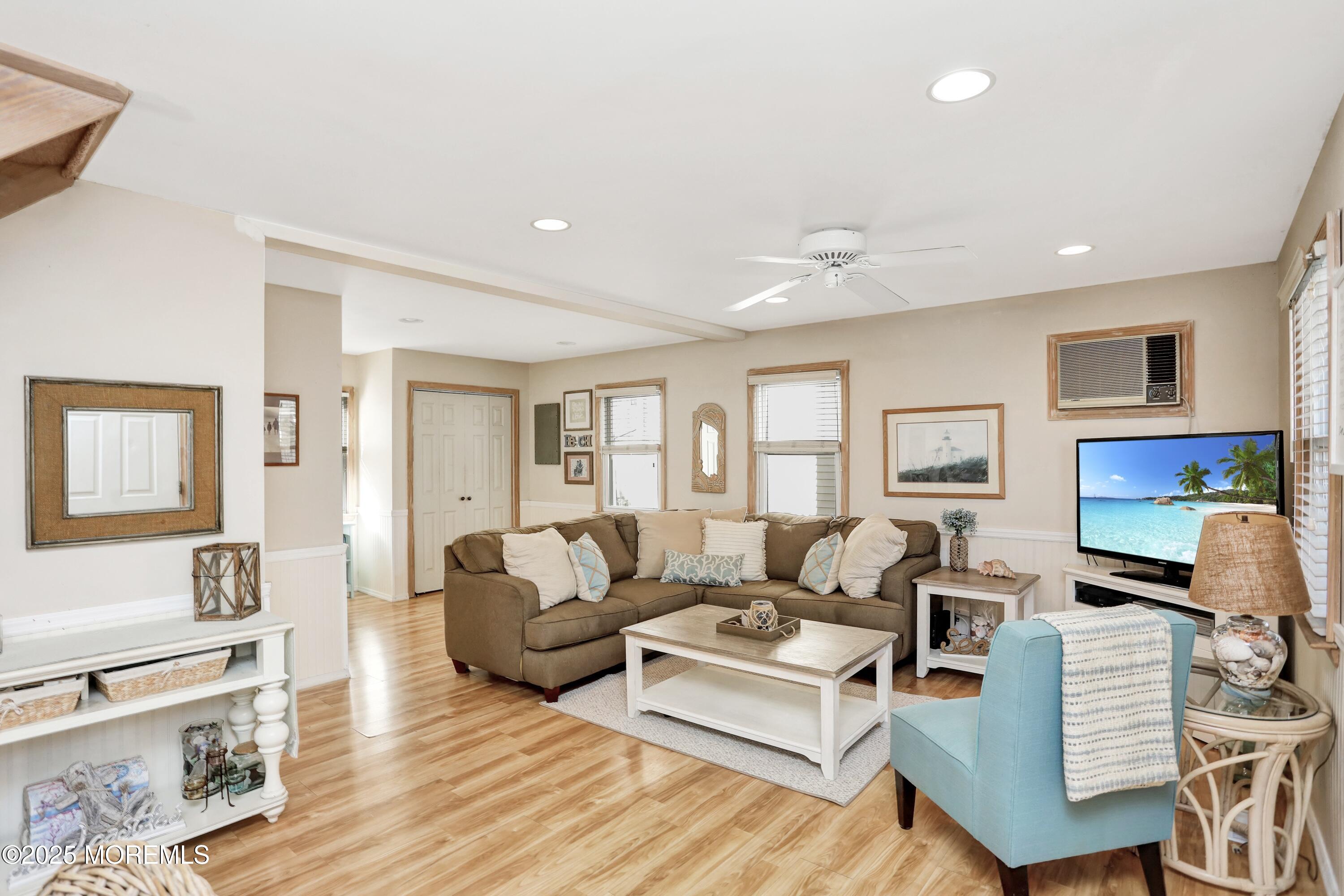 313 Shuster Avenue Image 5