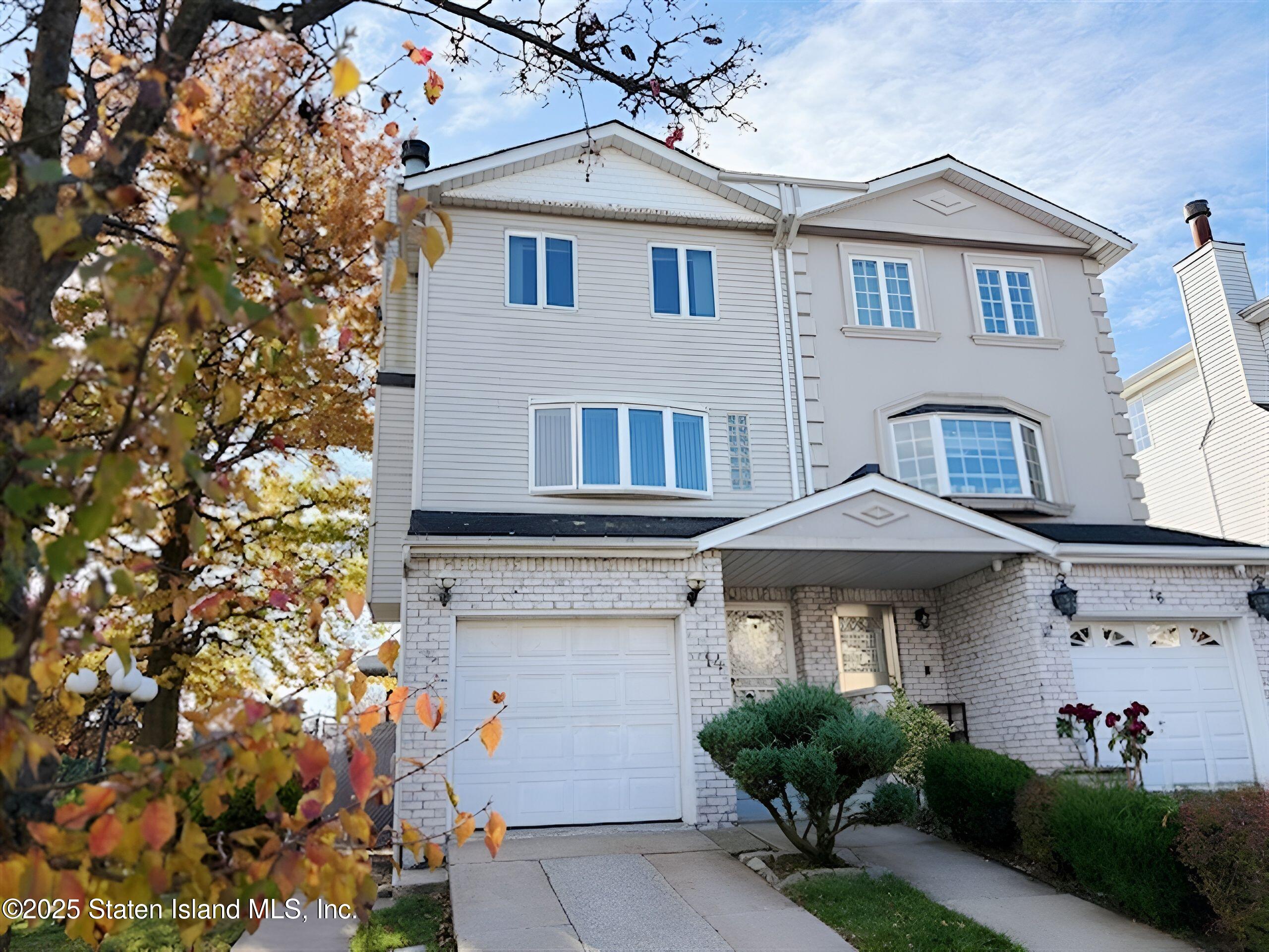 14 Monterey Avenue Image 1