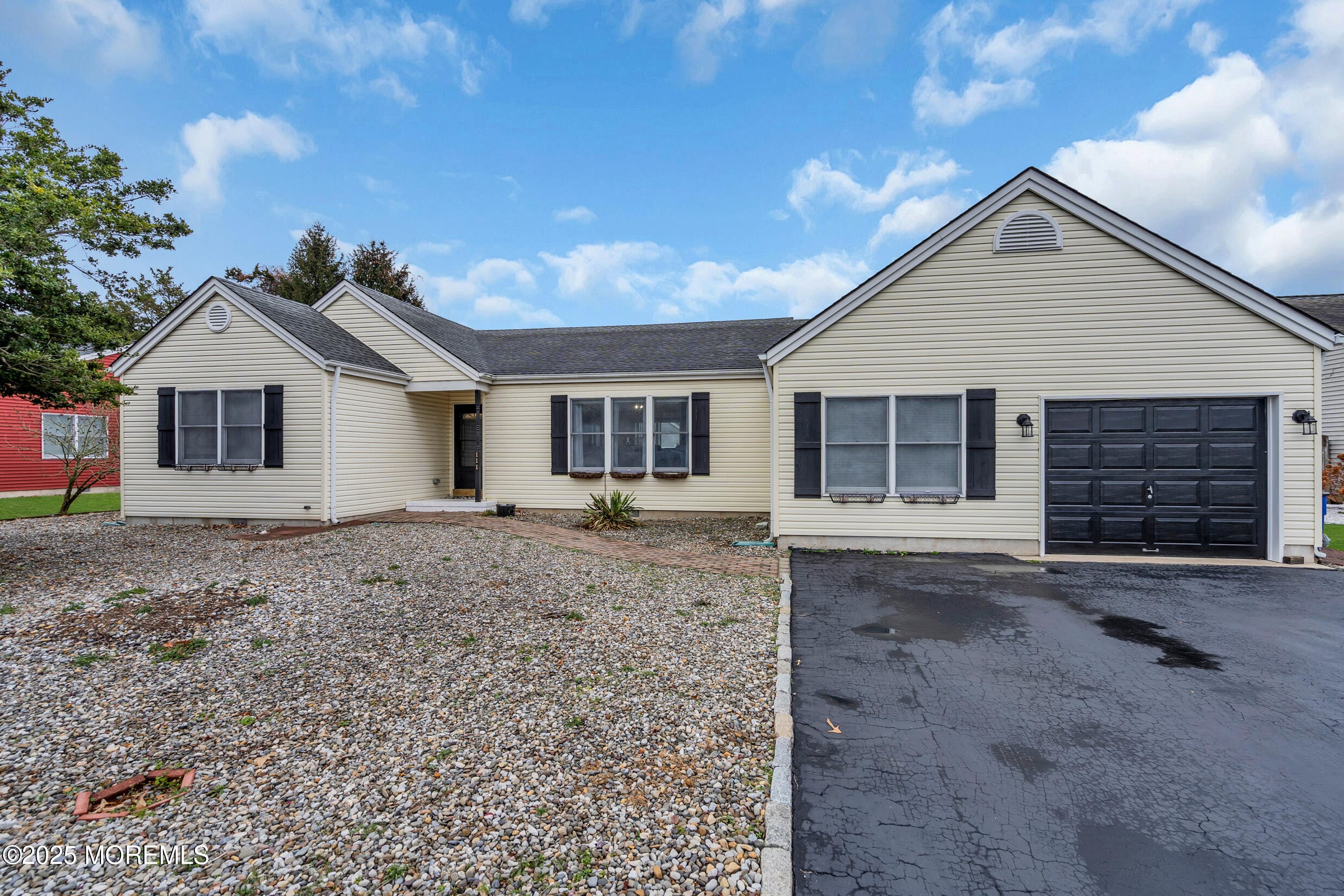 111 Greenwood Lane Image 5