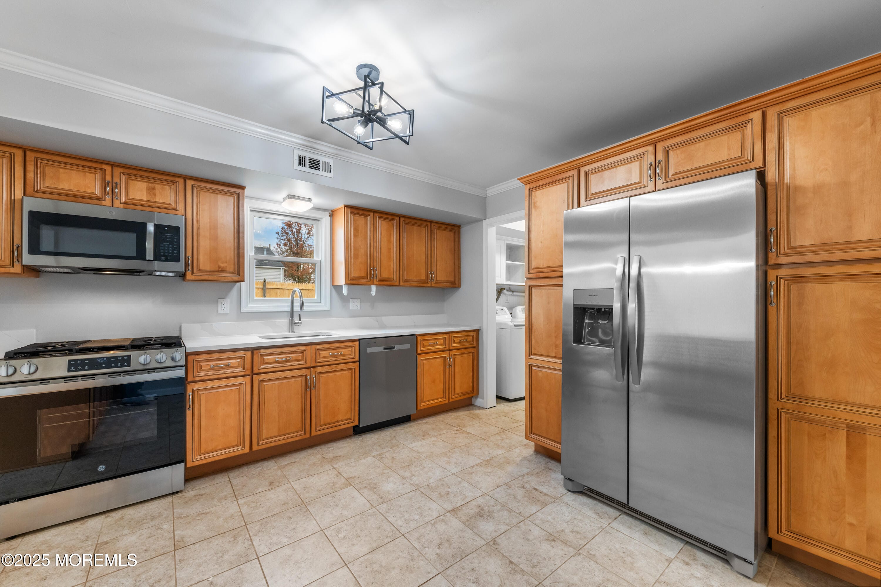 155 Zwolak Court, South Plainfield, NJ, 07080 image 13