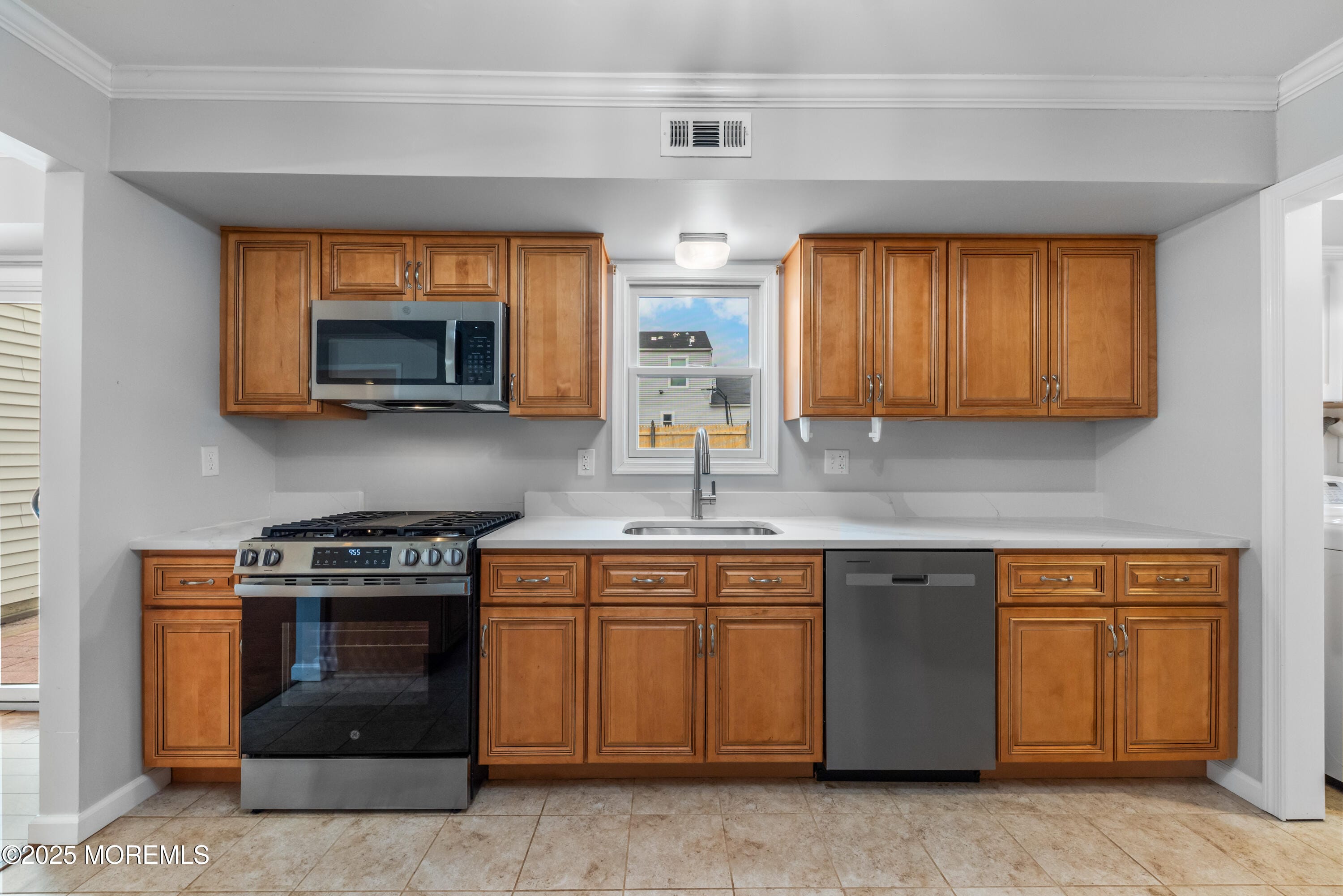 155 Zwolak Court, South Plainfield, NJ, 07080 image 14