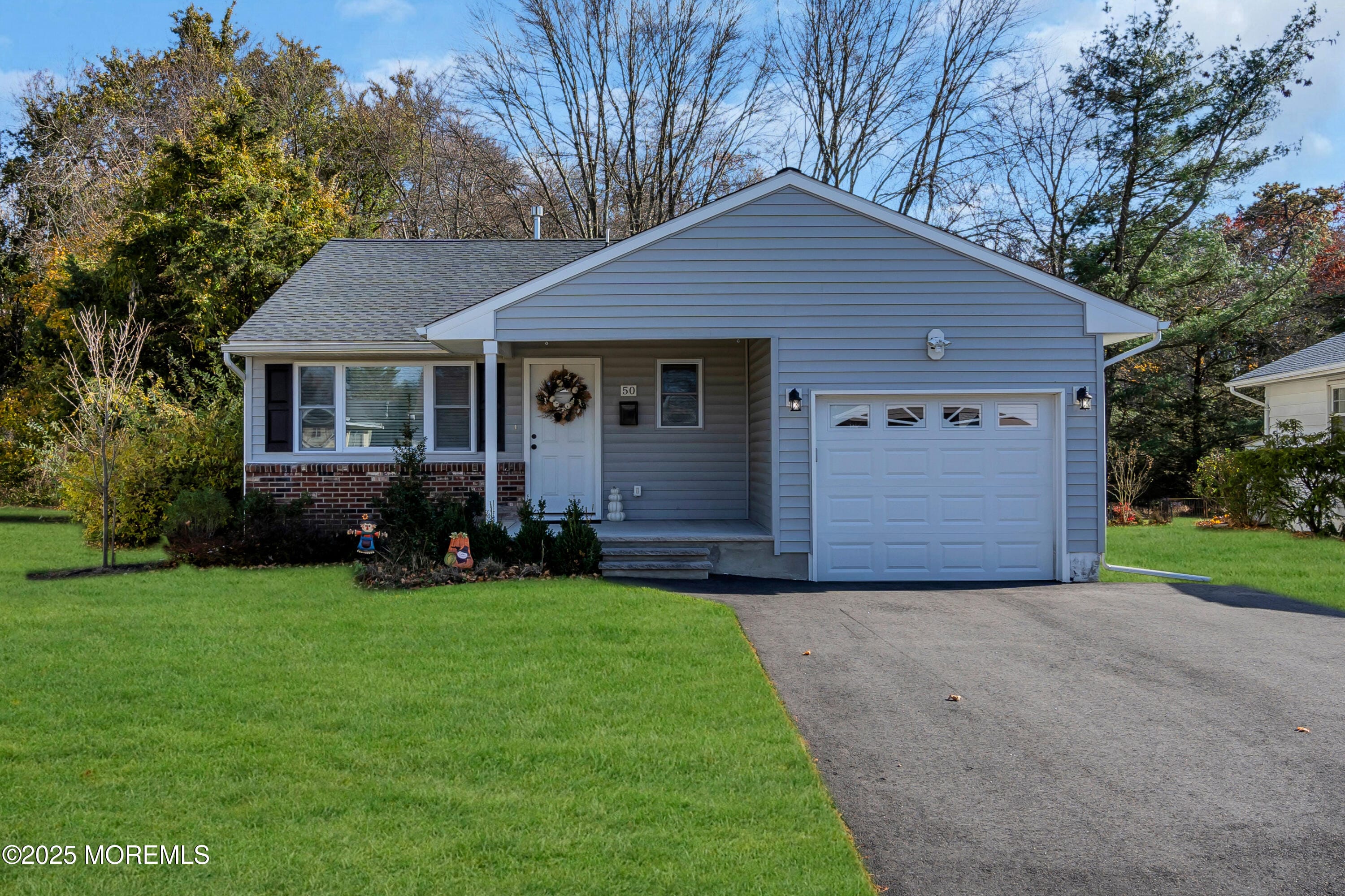 50 Golden Glow Circus, Toms River, NJ, 08755