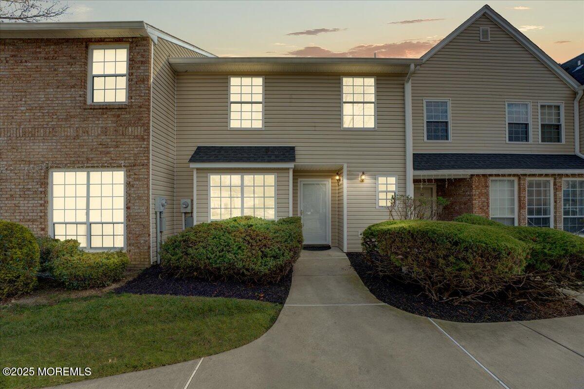 34 Portland Place, Morganville, NJ, 07751