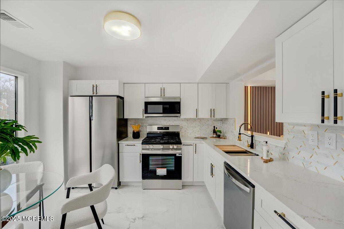 34 Portland Place Image 2