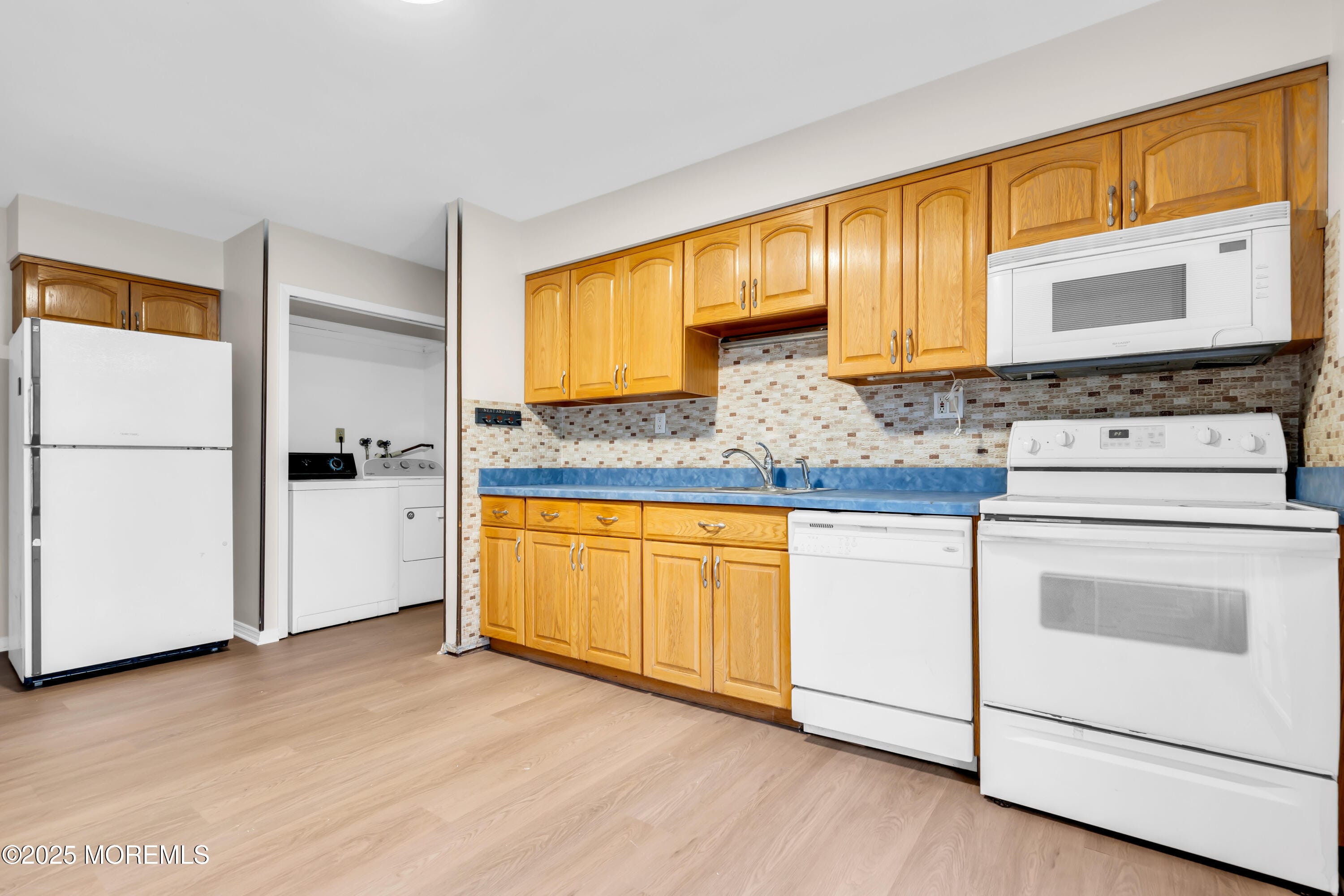 33 Poinsetta Court, Lakewood, NJ, 08701 image 17