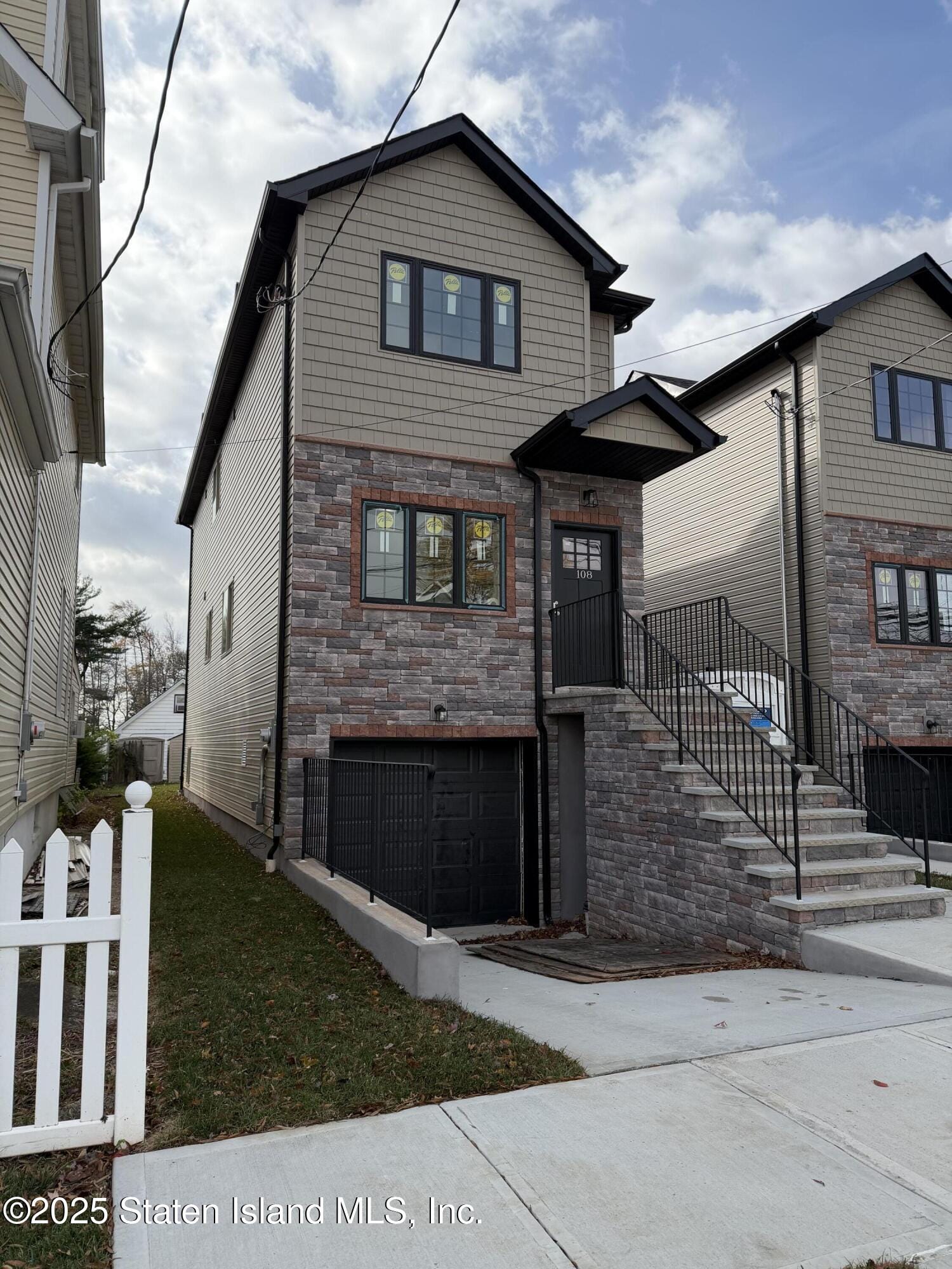 108 Burke Avenue Image 2