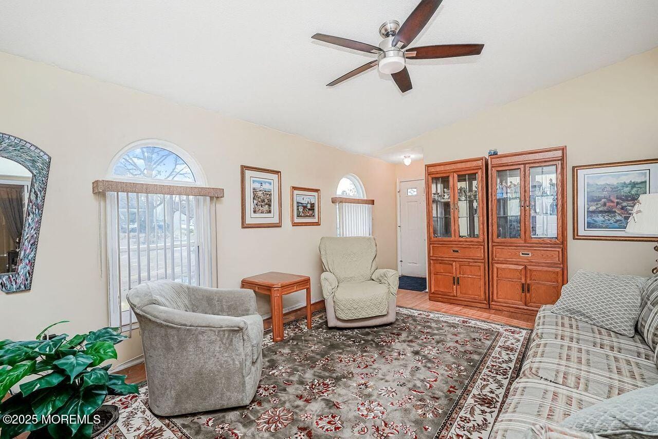 35 Ivy Ridge Close Image 4