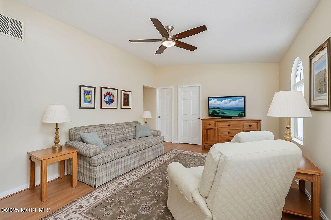 35 Ivy Ridge Close Image 2