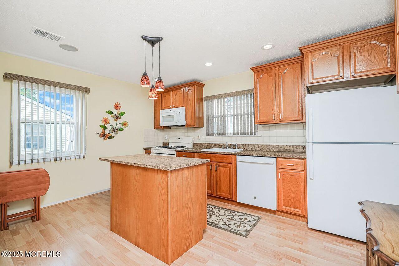 35 Ivy Ridge Close Image 5