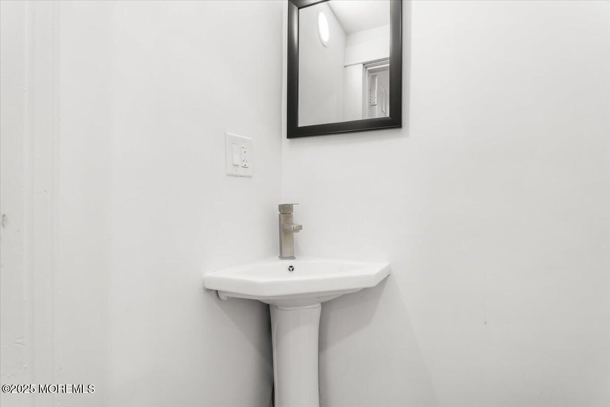 229 Elm Avenue, Woodlynne, NJ, 08107 image 22