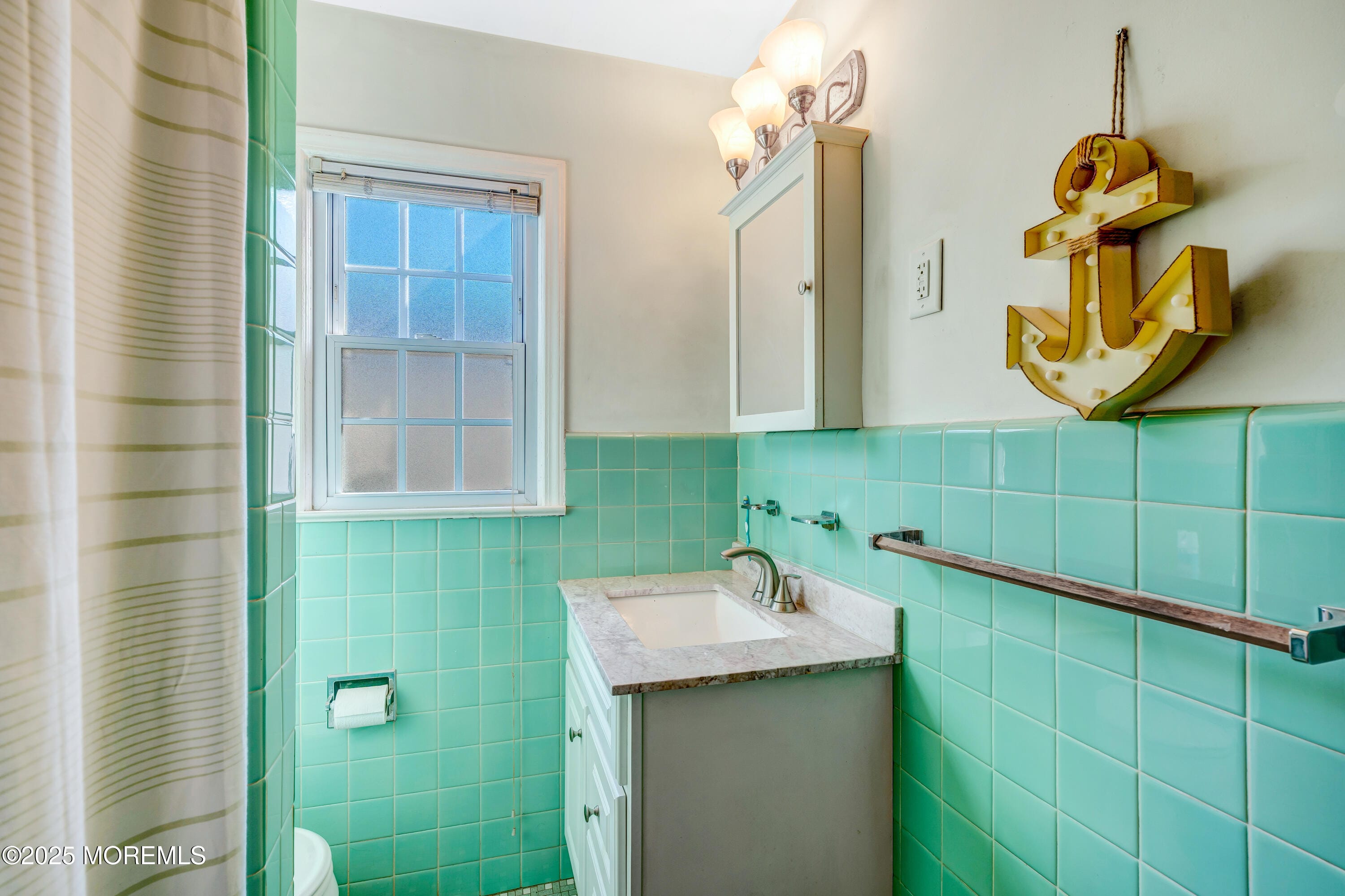 67 Victoria Place, Red Bank, NJ, 07701 image 17