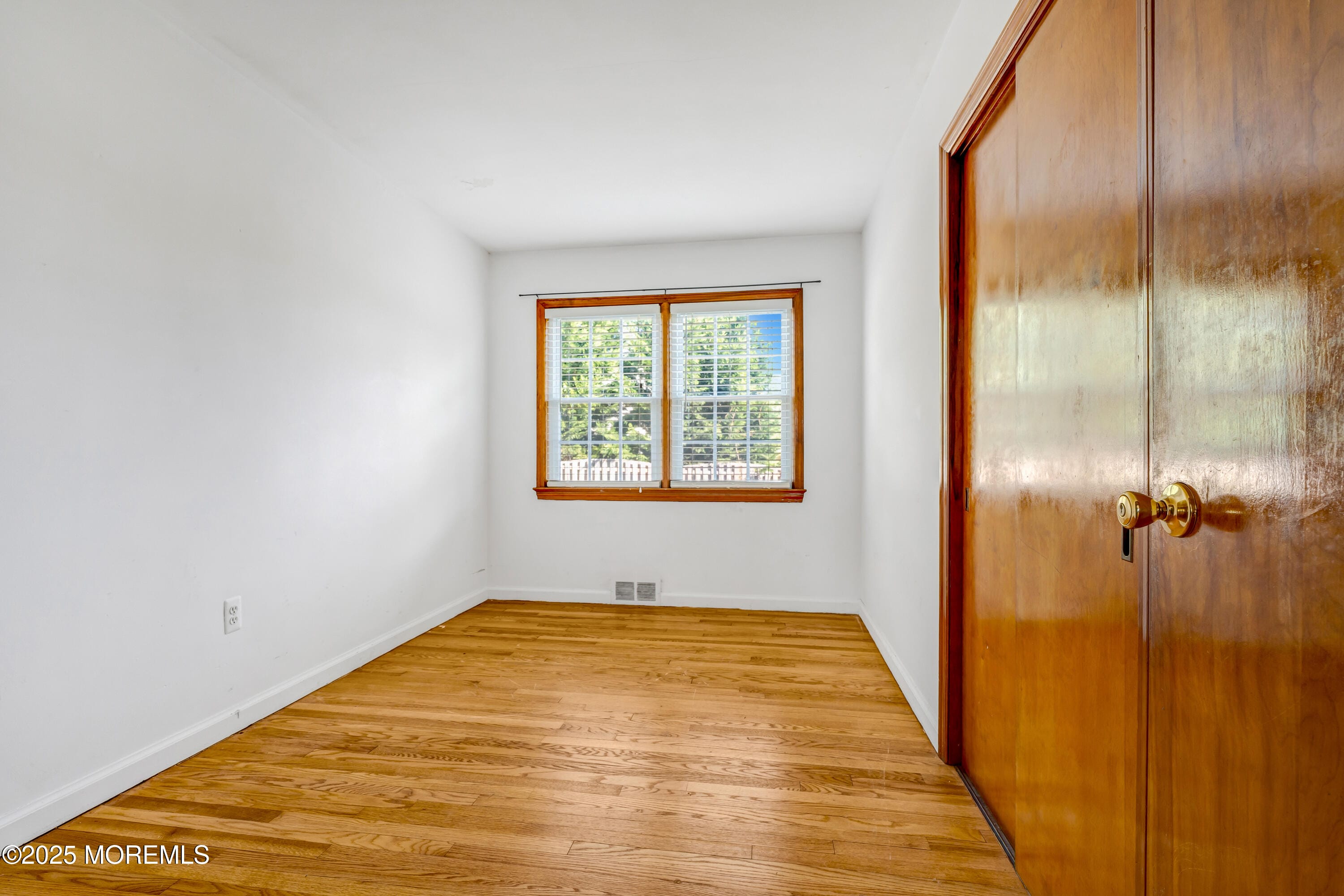 67 Victoria Place, Red Bank, NJ, 07701 image 20