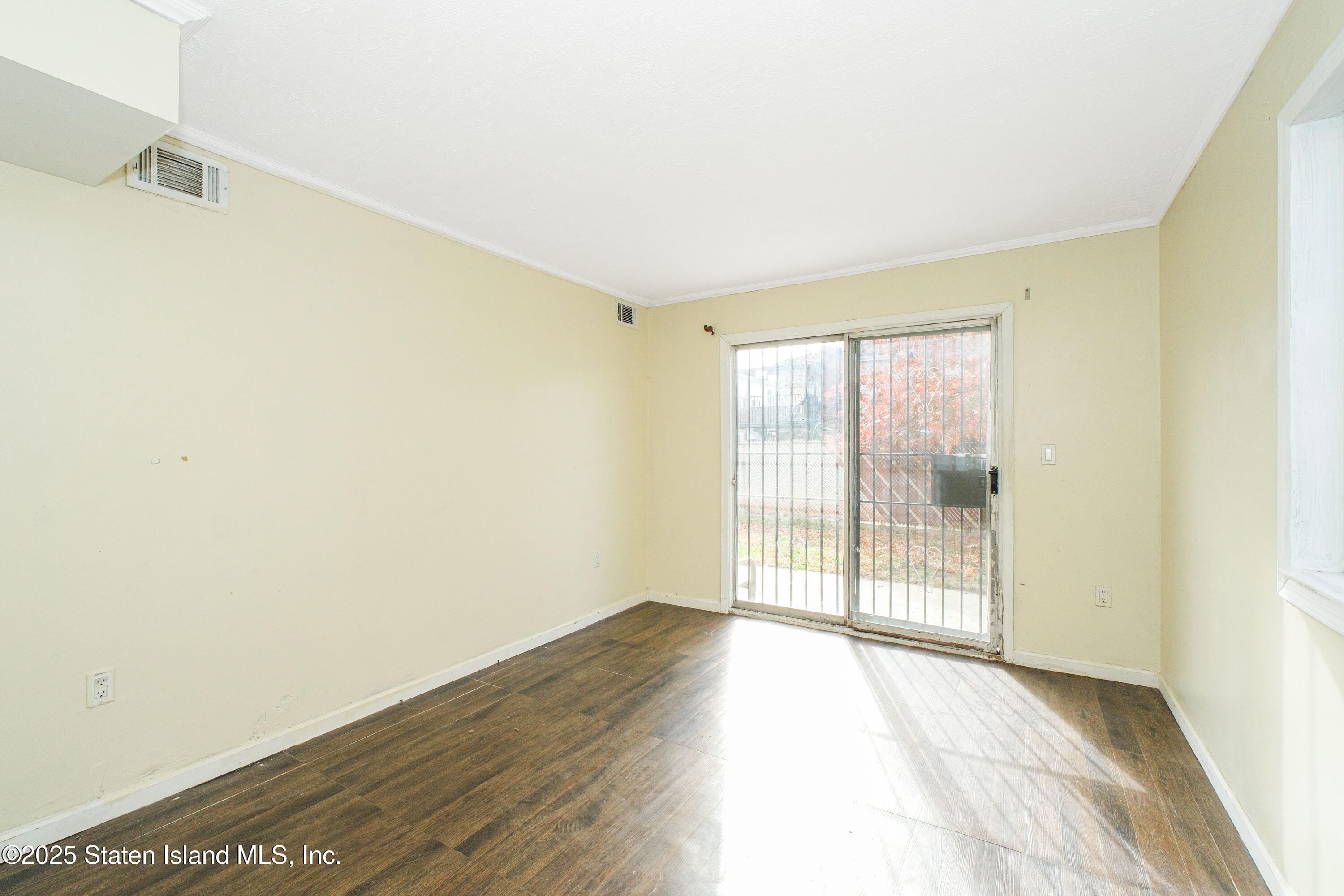 44 Braisted Avenue Image 4