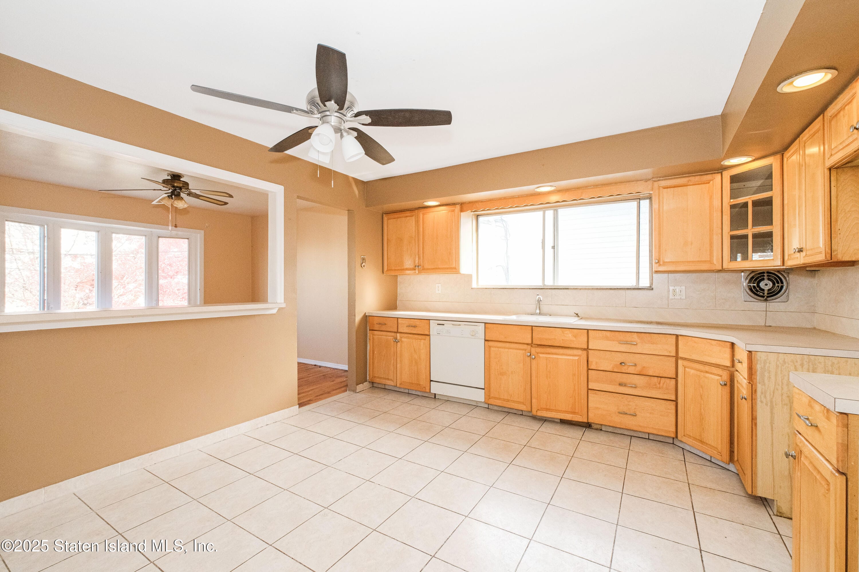 44 Braisted Avenue, Staten Island, NY, 10314 image 11