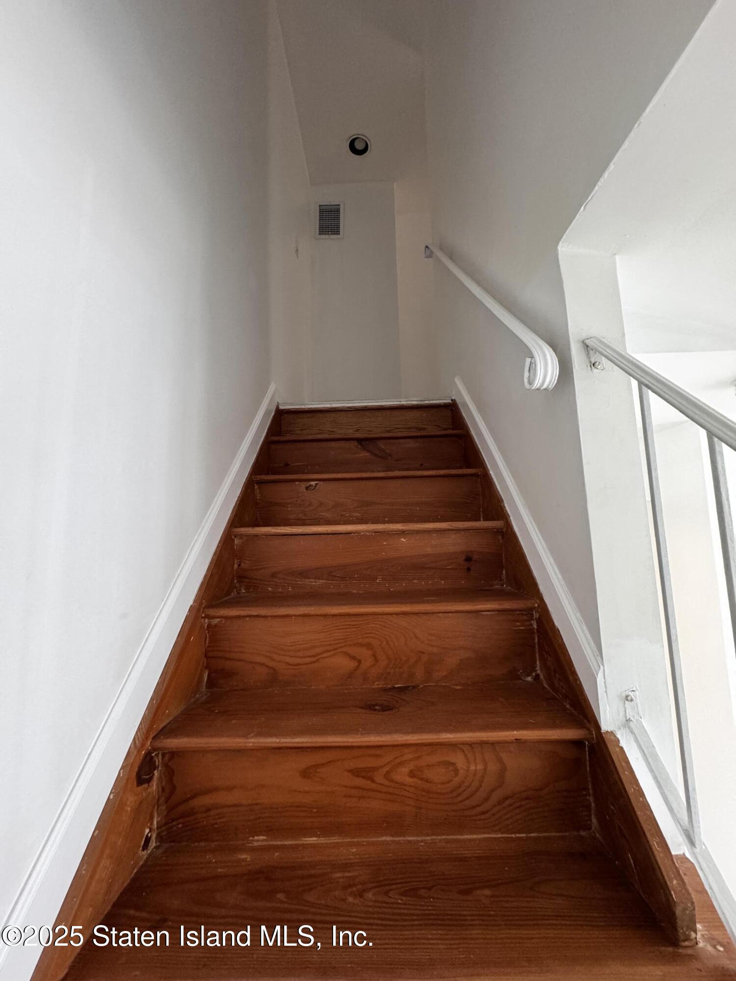 92 Wolkoff Lane, Staten Island, NY, 10303 image 6