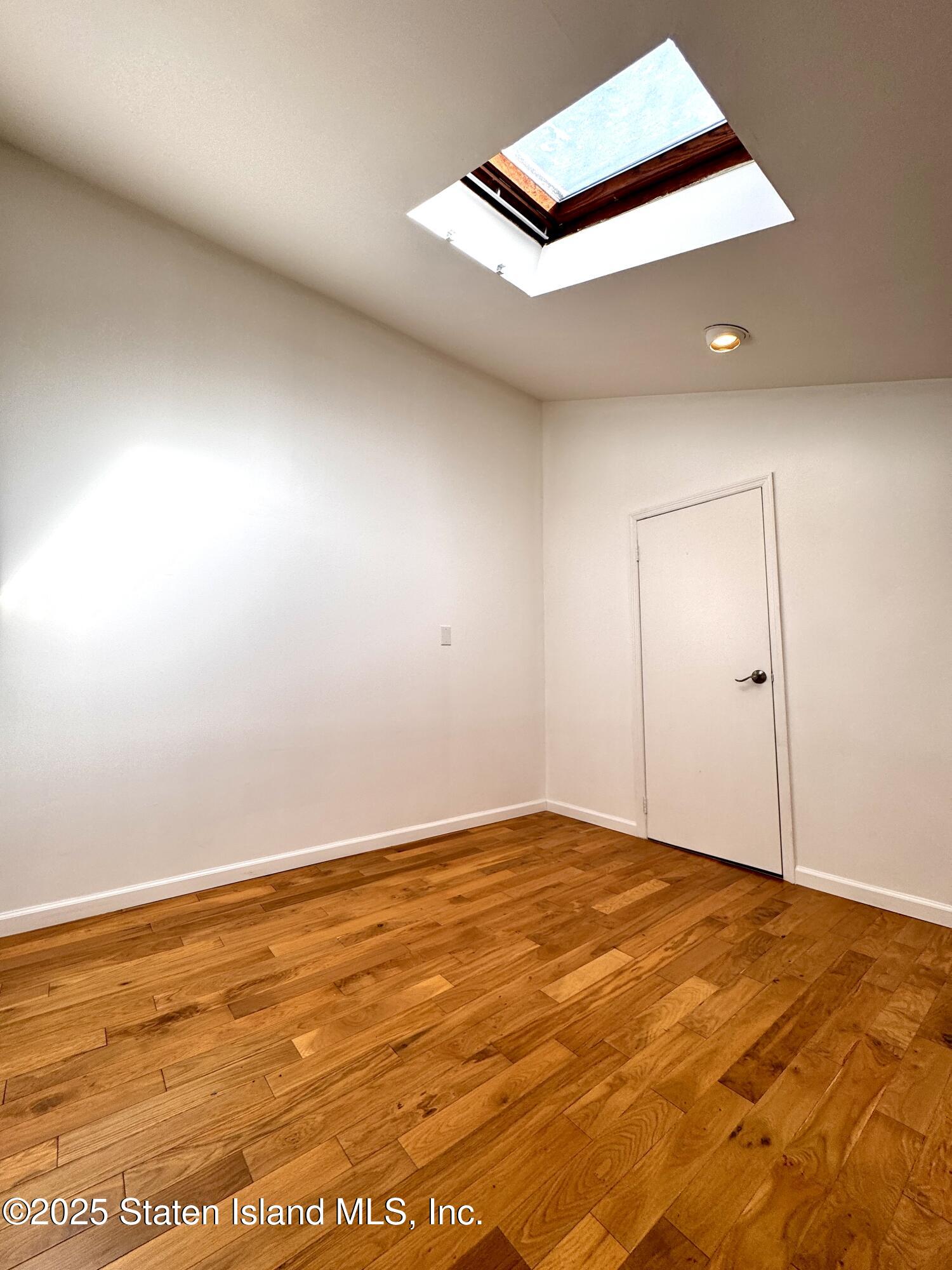 92 Wolkoff Lane, Staten Island, NY, 10303 image 10