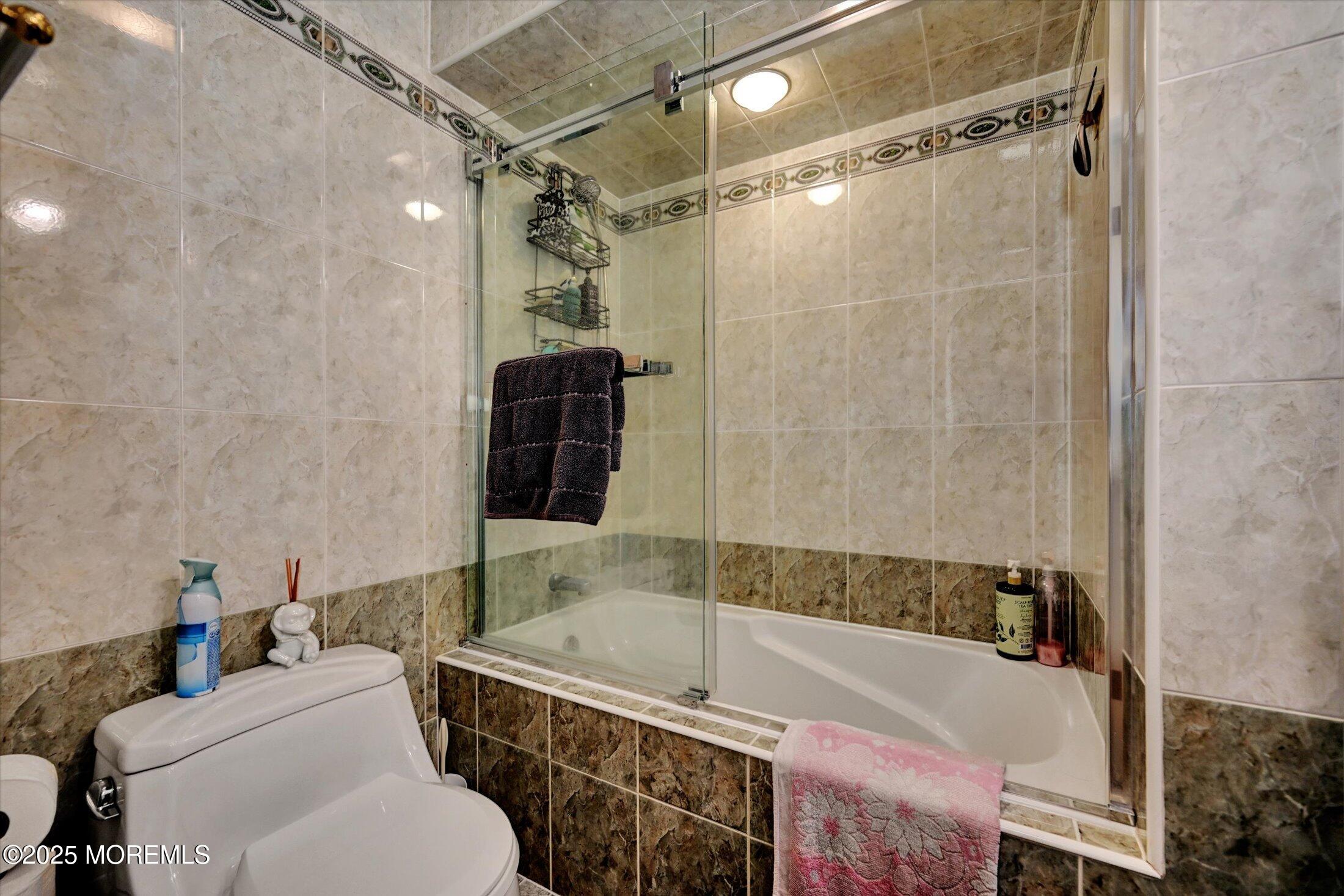 131 Amberly Drive J, Manalapan, NJ, 07726 image 17