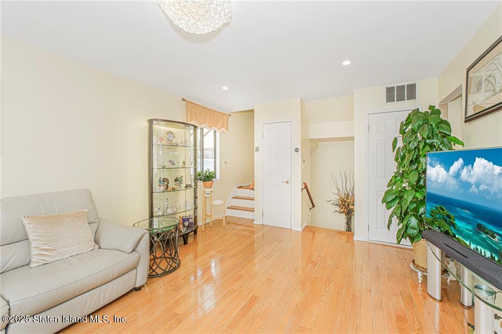 31 Ramsey Lane, Staten Island, NY, 10314 image 6