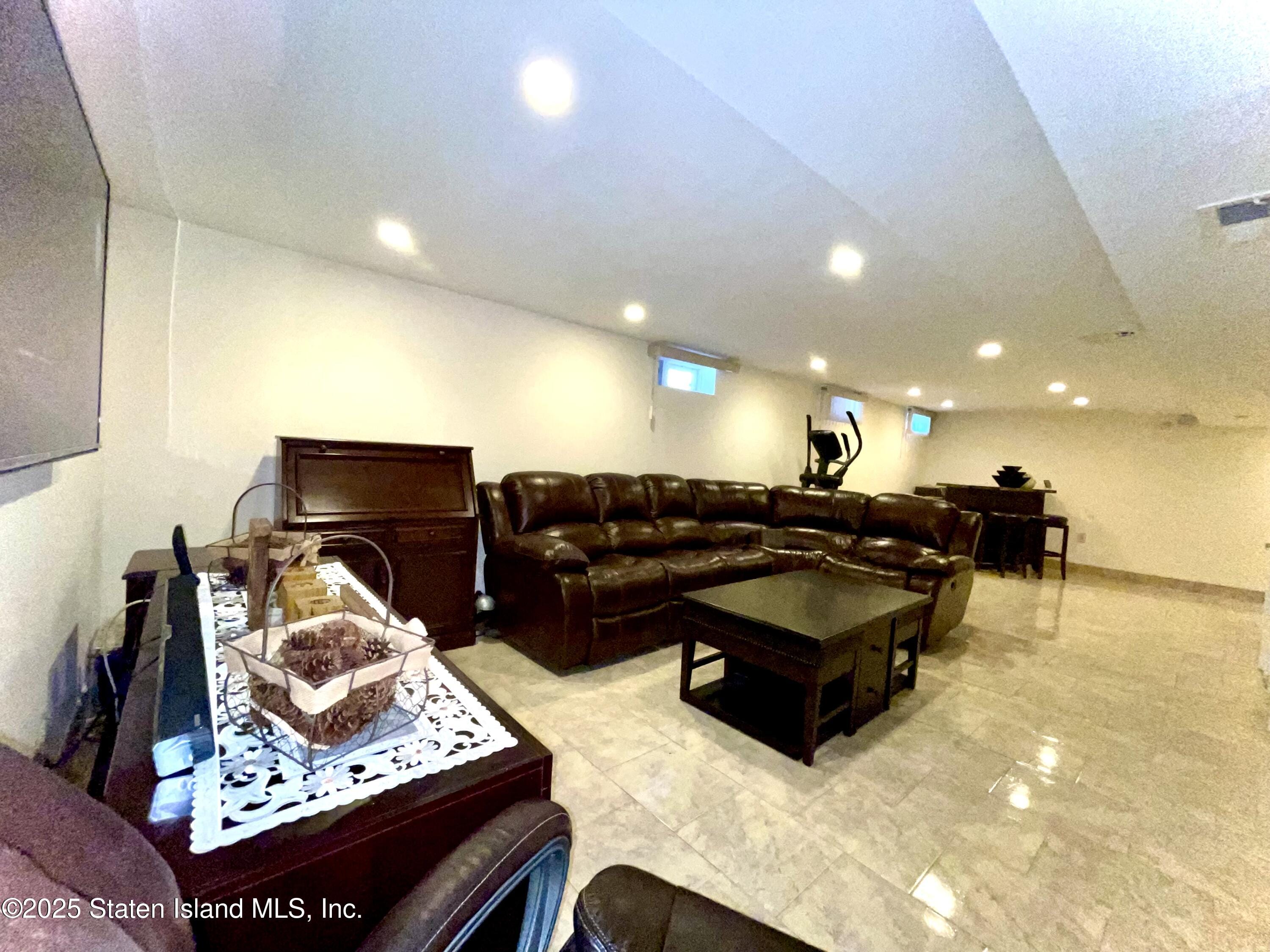 10 Token Street, Staten Island, NY, 10312 image 34