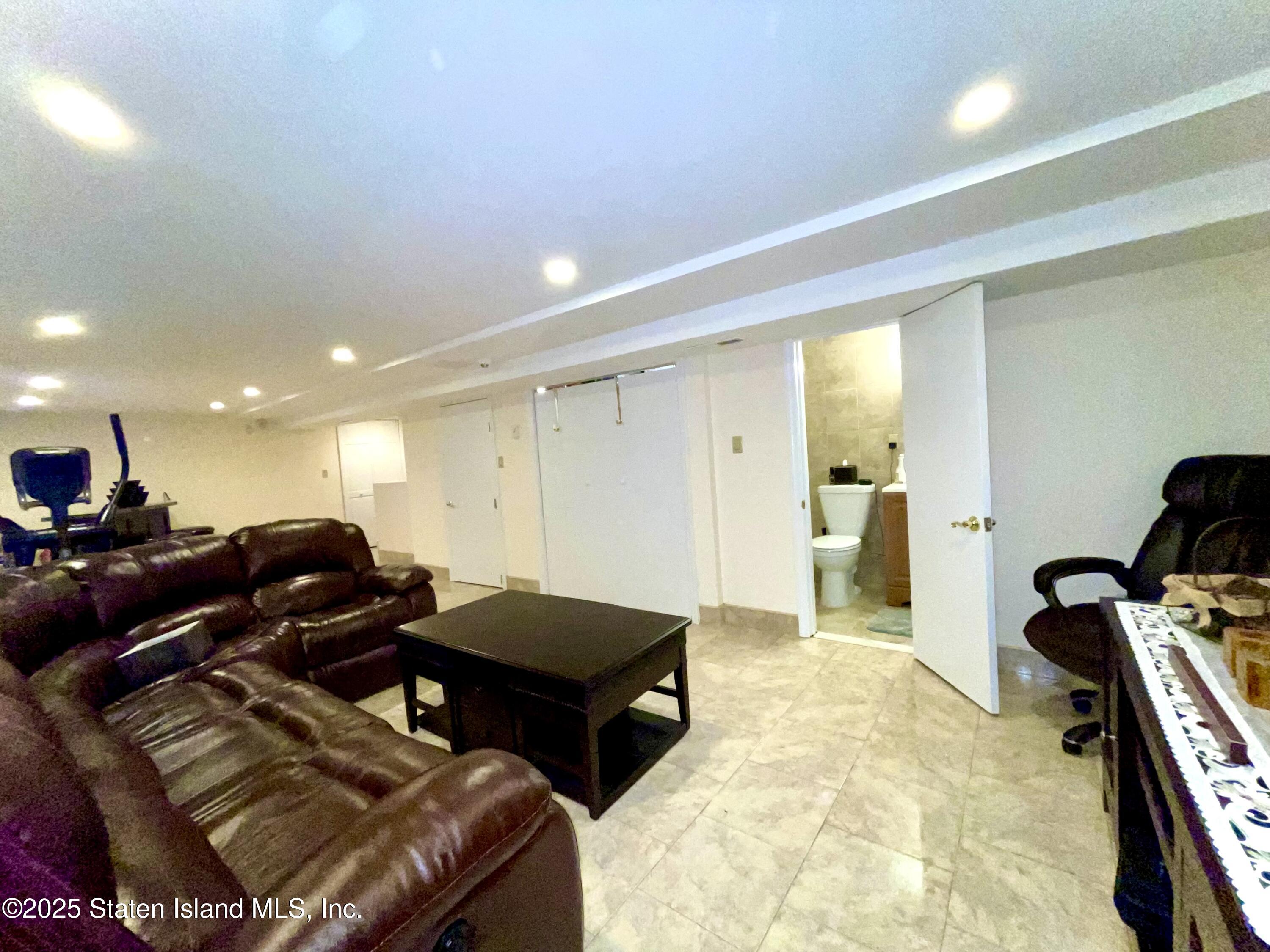 10 Token Street, Staten Island, NY, 10312 image 36